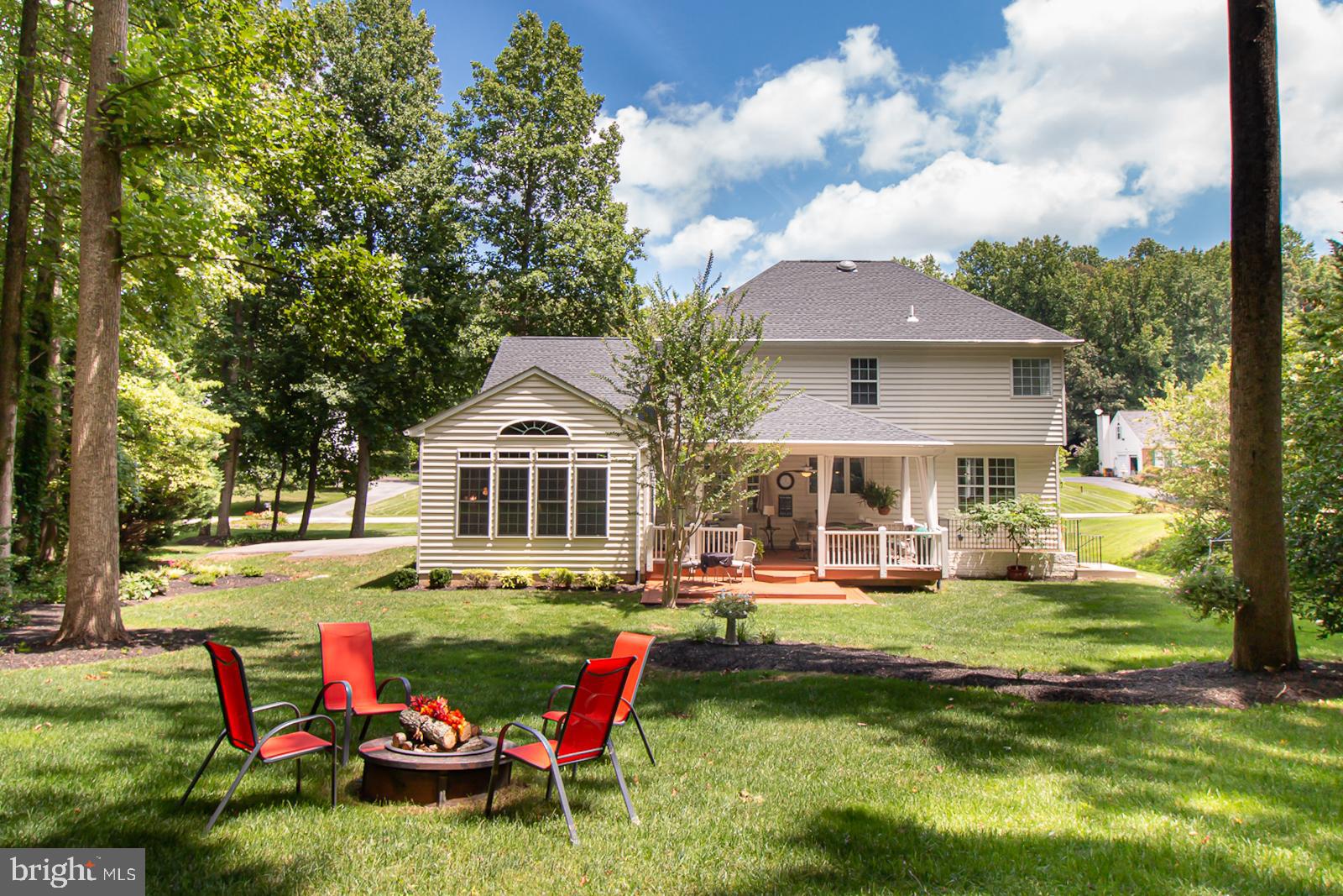 MAPLE CREEK - Residential