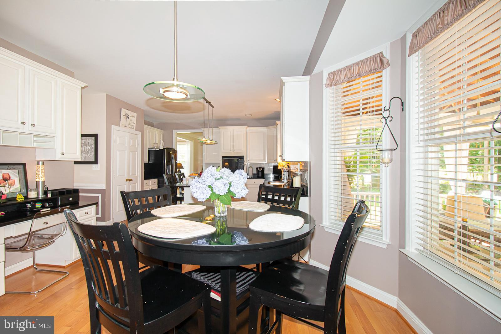 MAPLE CREEK - Residential