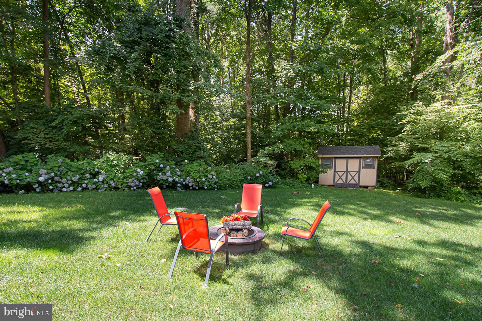 MAPLE CREEK - Residential