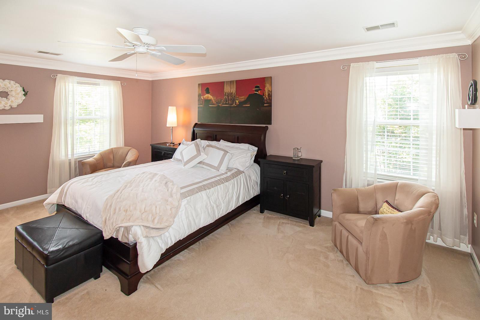 MAPLE CREEK - Residential