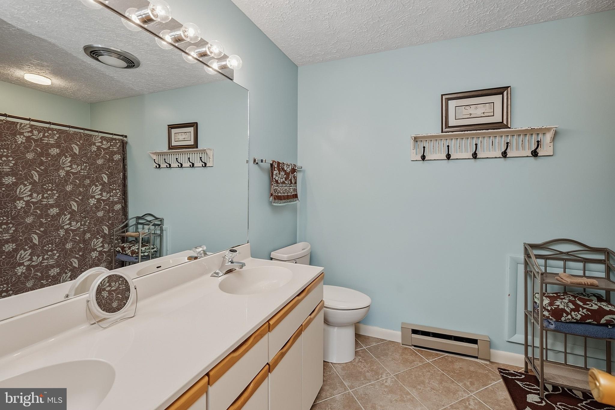 PINEBREEZE - Residential