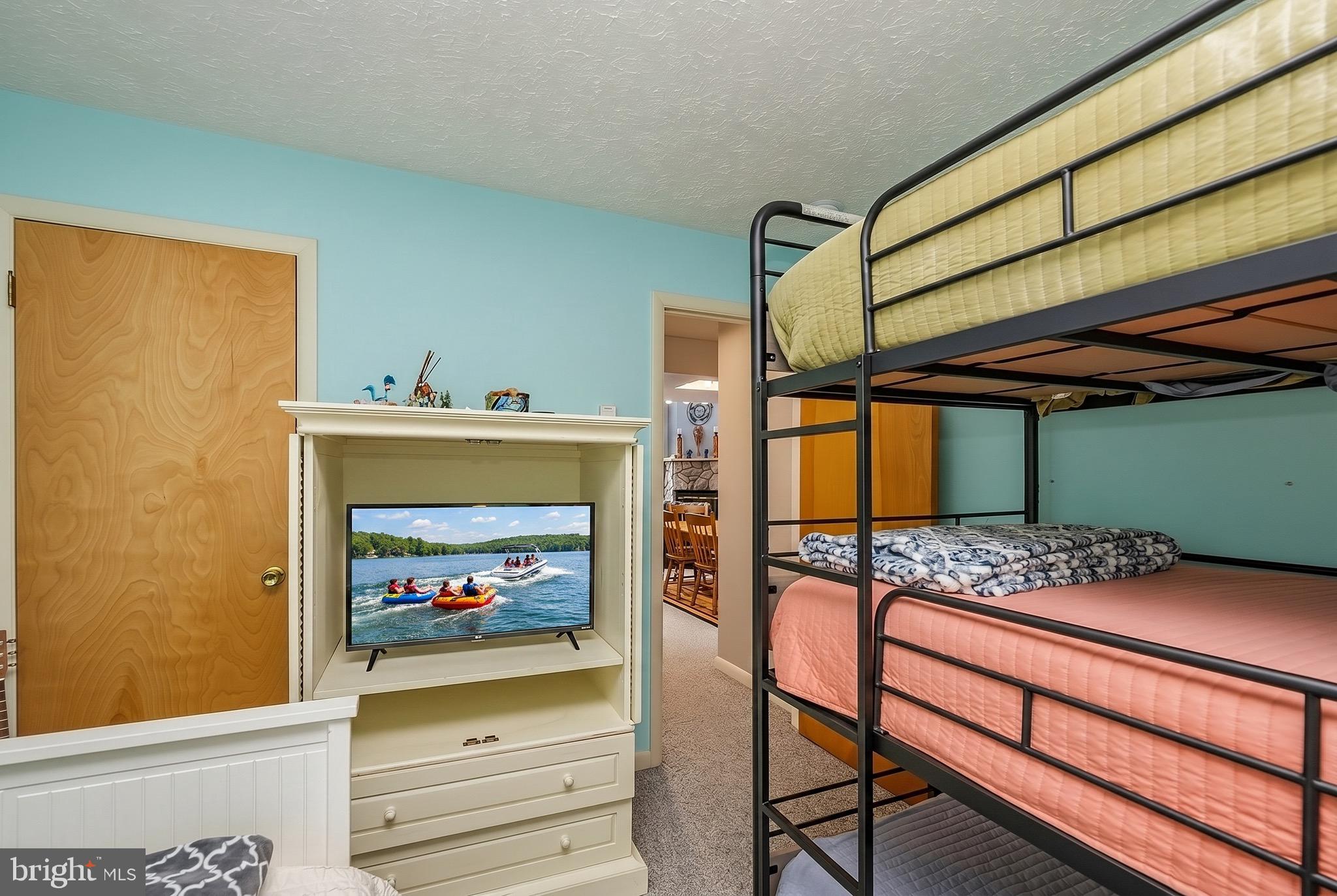 PINEBREEZE - Residential