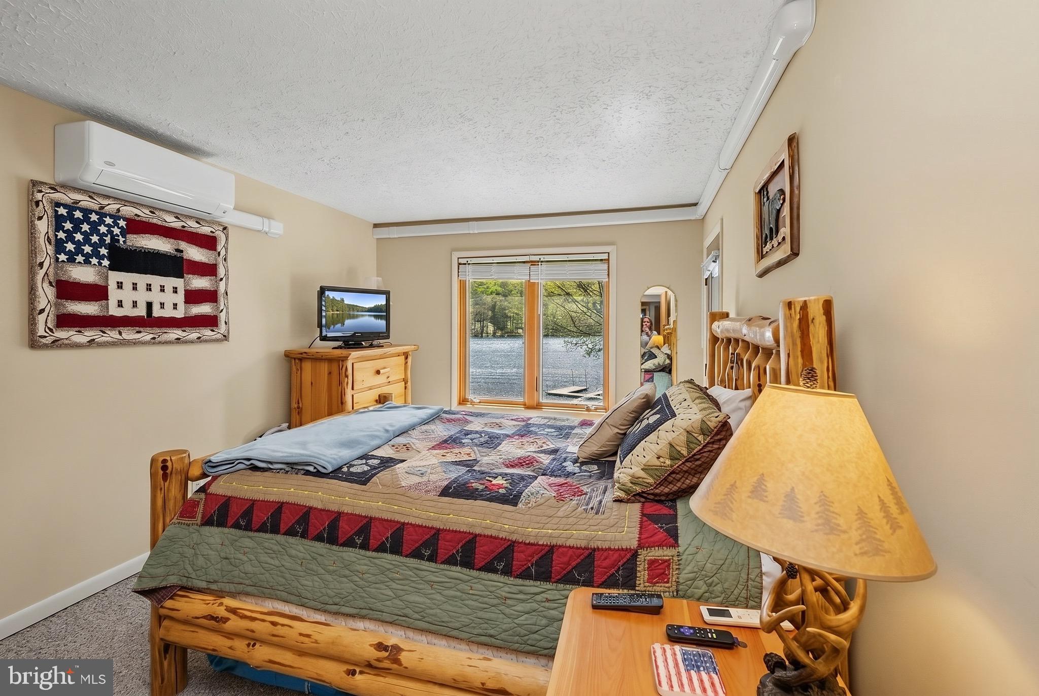 PINEBREEZE - Residential