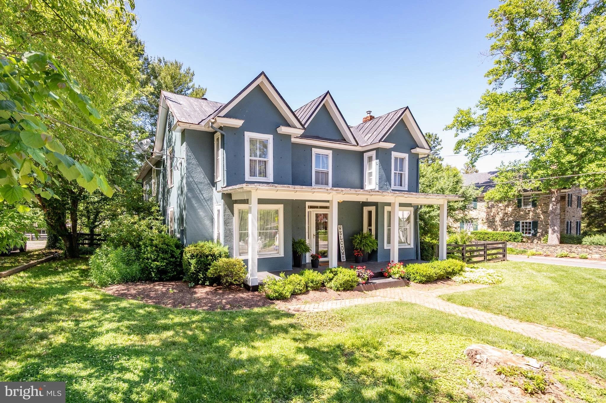 18 E Loudoun Street