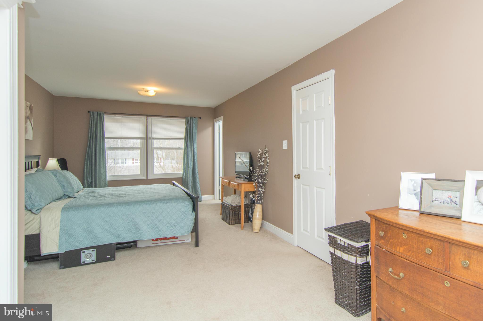 MAPLE RIDGE - Residential