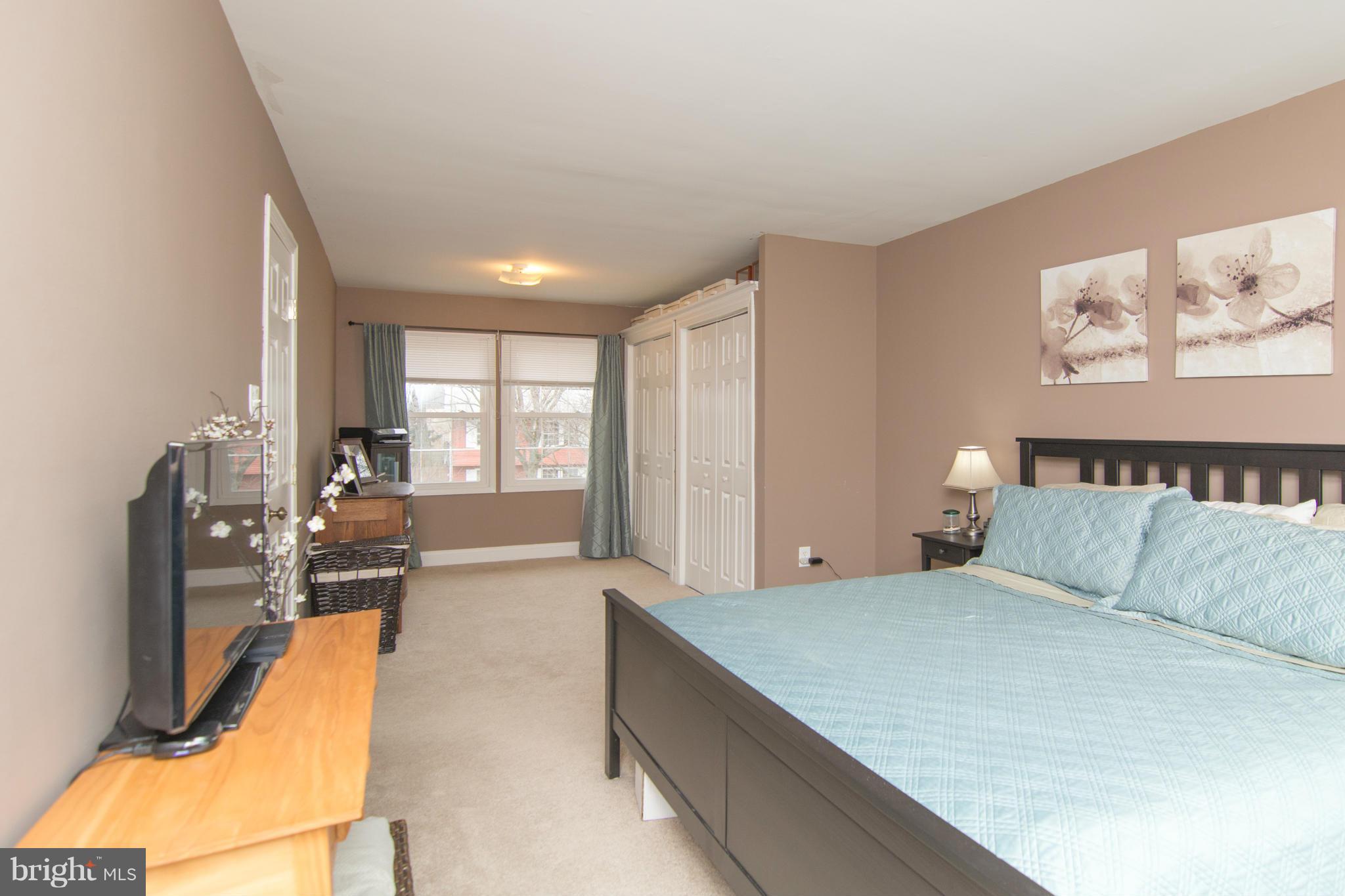 MAPLE RIDGE - Residential