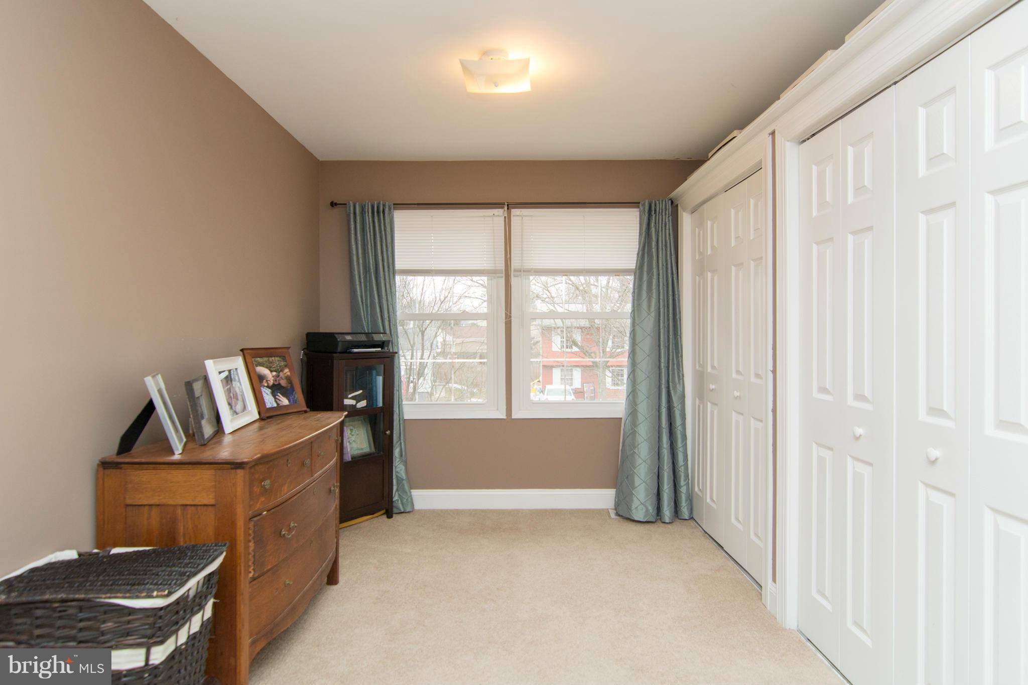 MAPLE RIDGE - Residential