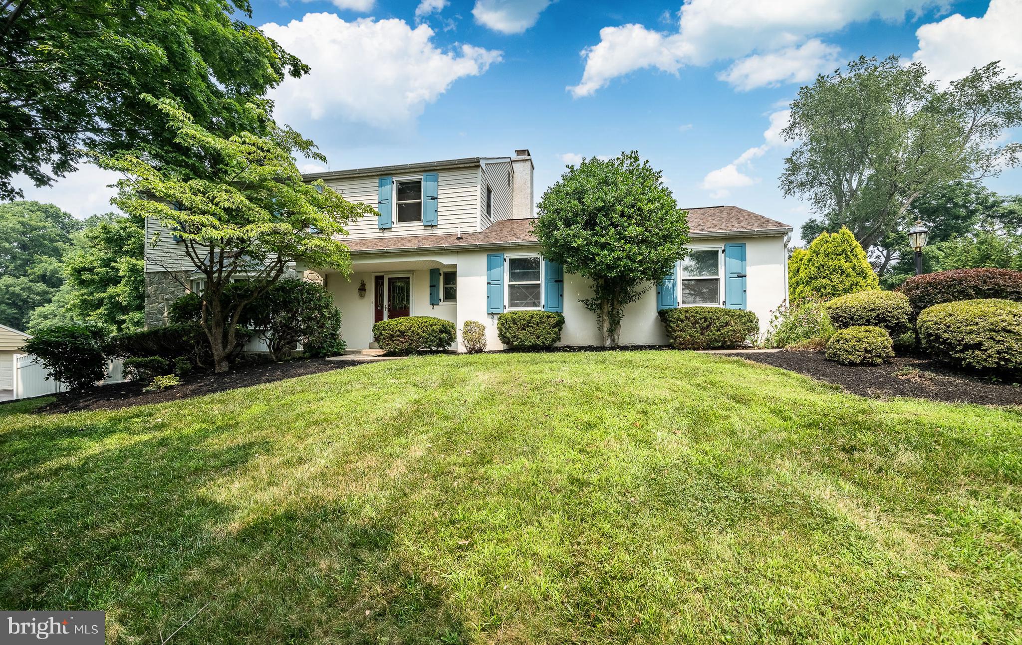 15 CRESTVIEW ROAD