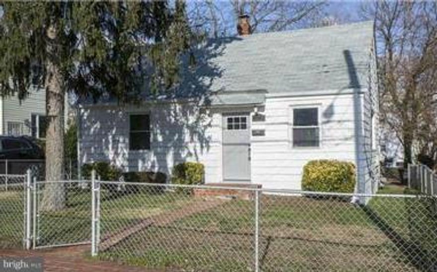 Great little starter home in excellent location close to it all! Beautifully updated kitchen and bathrooms with granite counter tops and stainless steel appliances and new cabinets too! Gorgeous hardwoods, all new custom paint and fully fenced yard with lovely porch area.