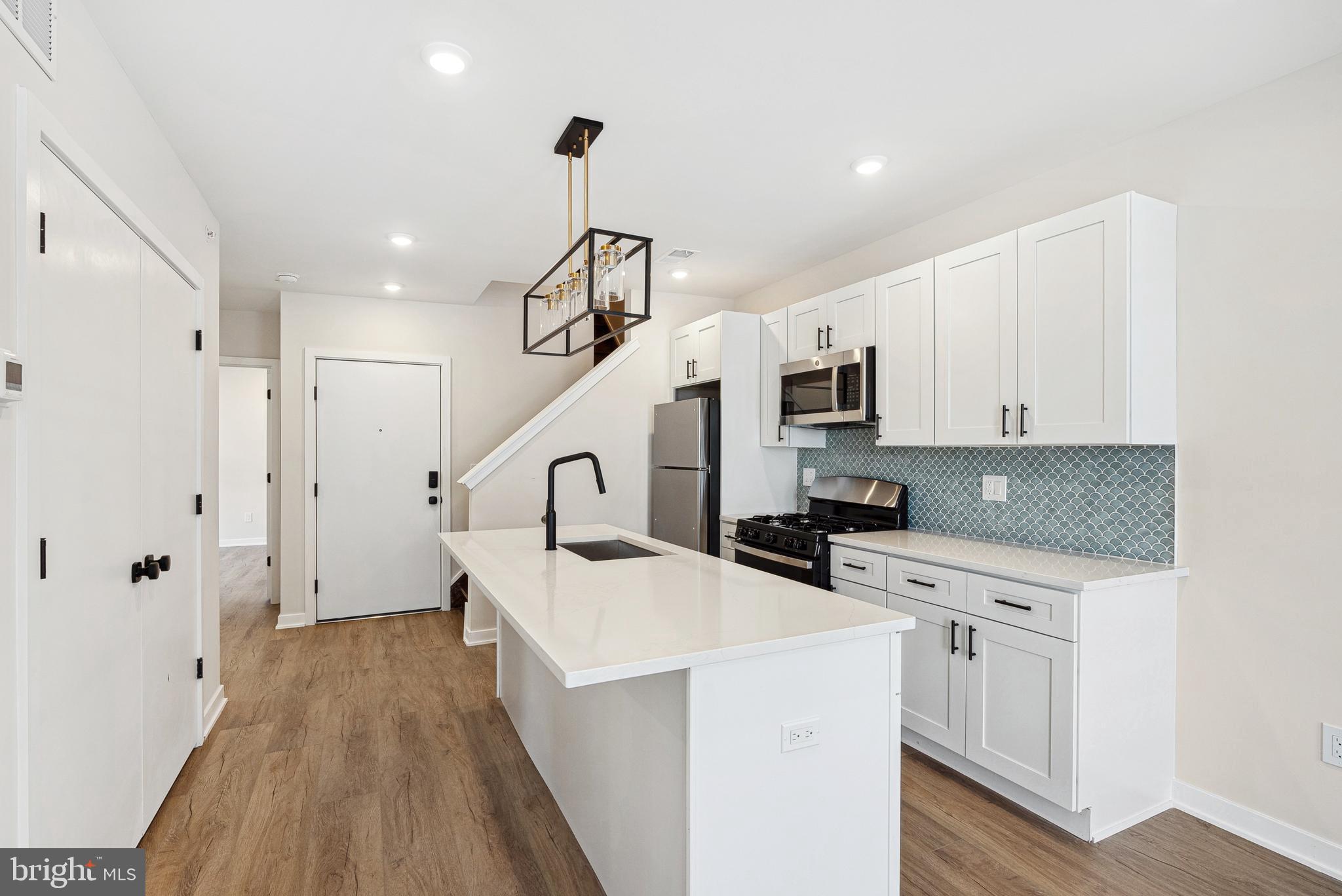 PENNSPORT - Residential Lease