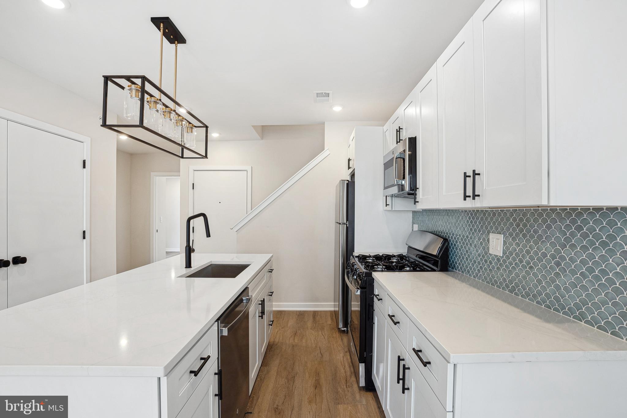 PENNSPORT - Residential Lease