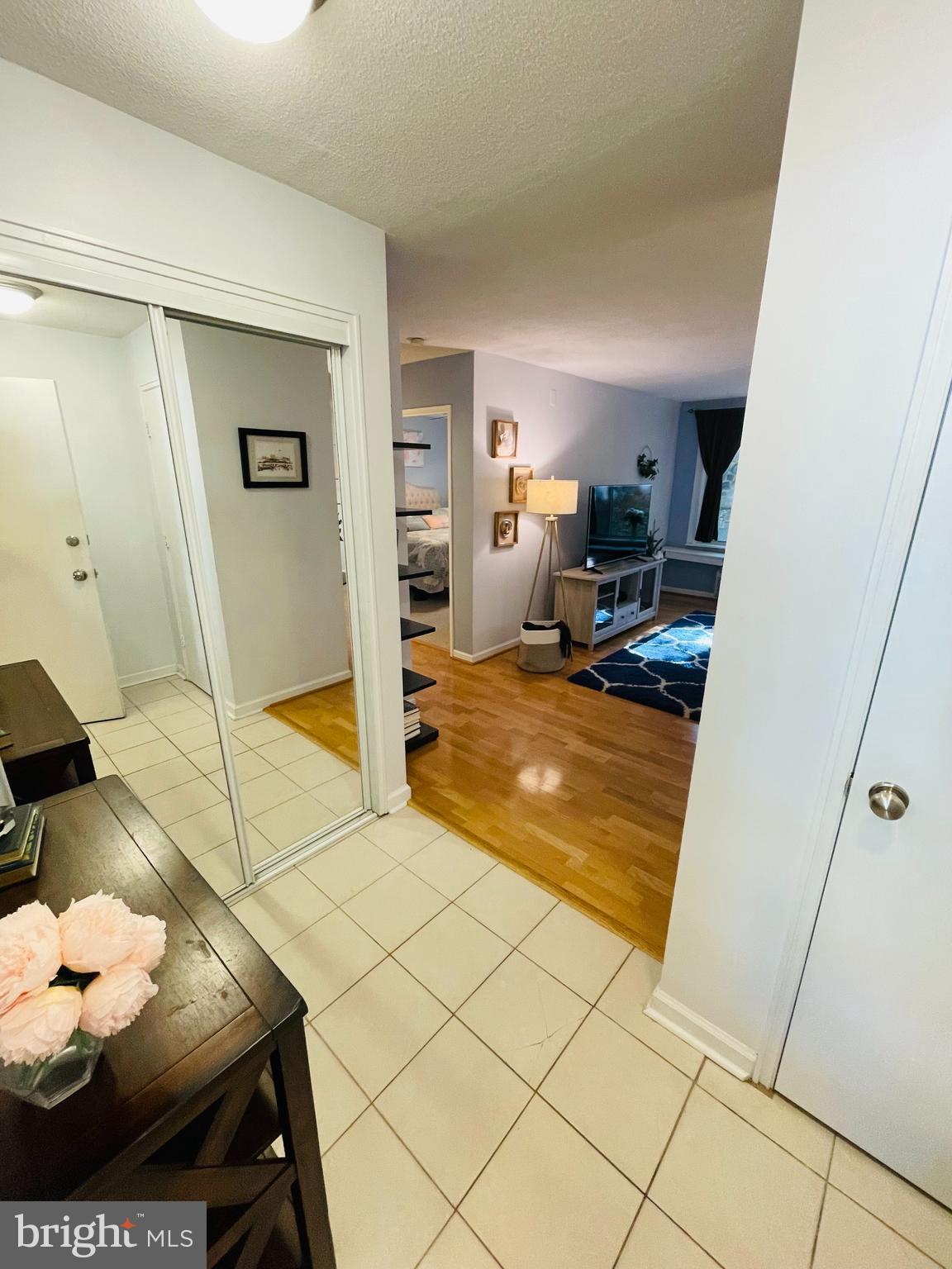 COURTHOUSE - Residential Lease