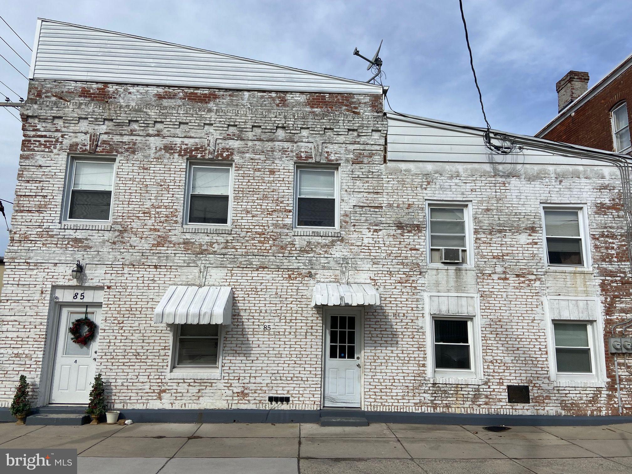 RED LION - Residential Lease