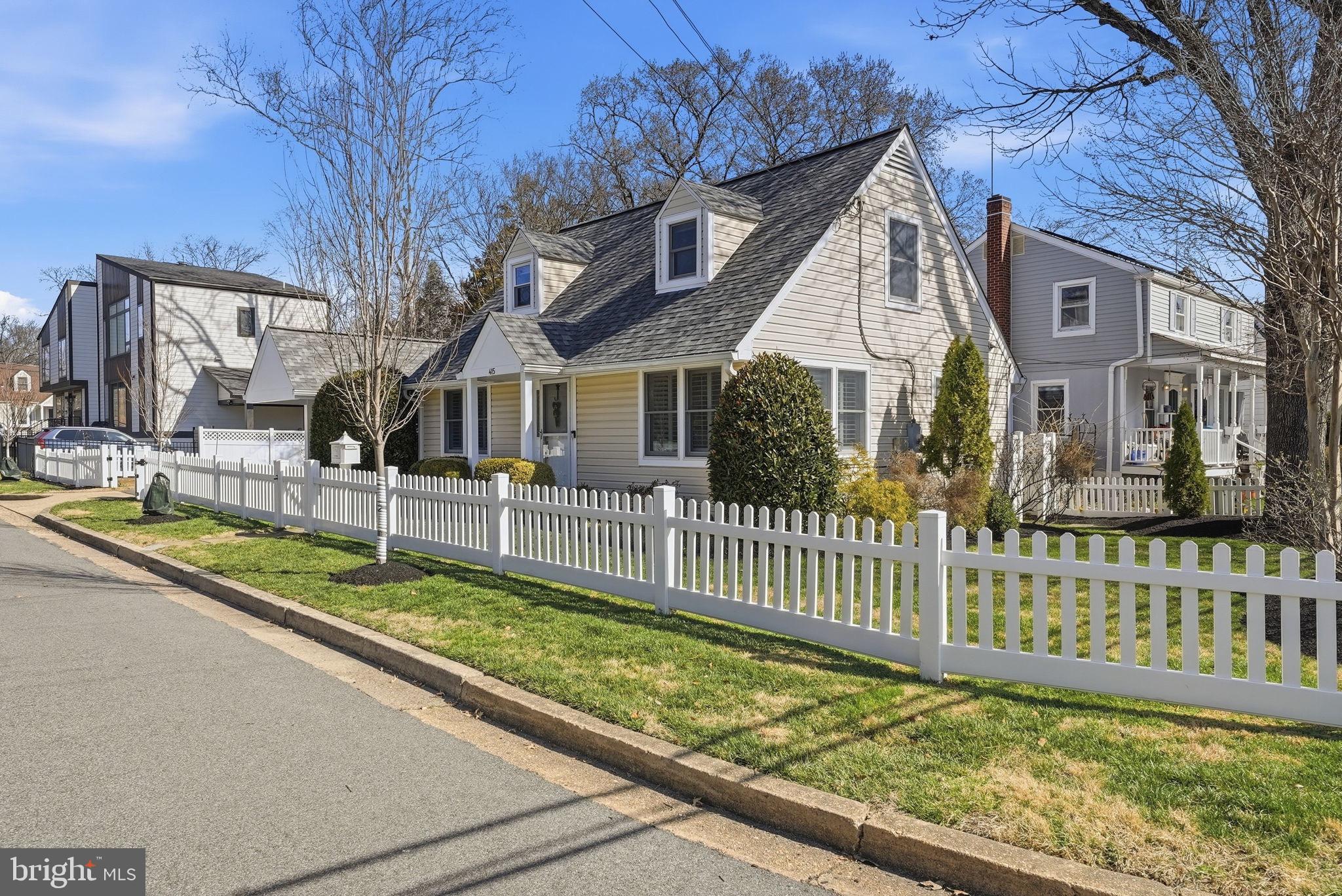 415 S JEFFERSON STREET