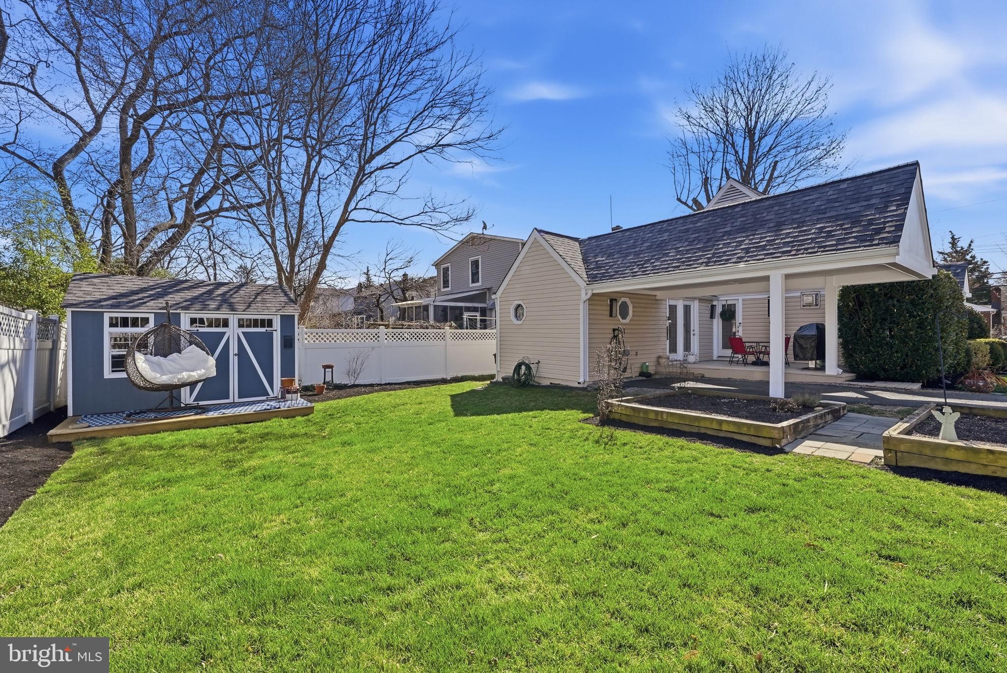 415 S JEFFERSON STREET