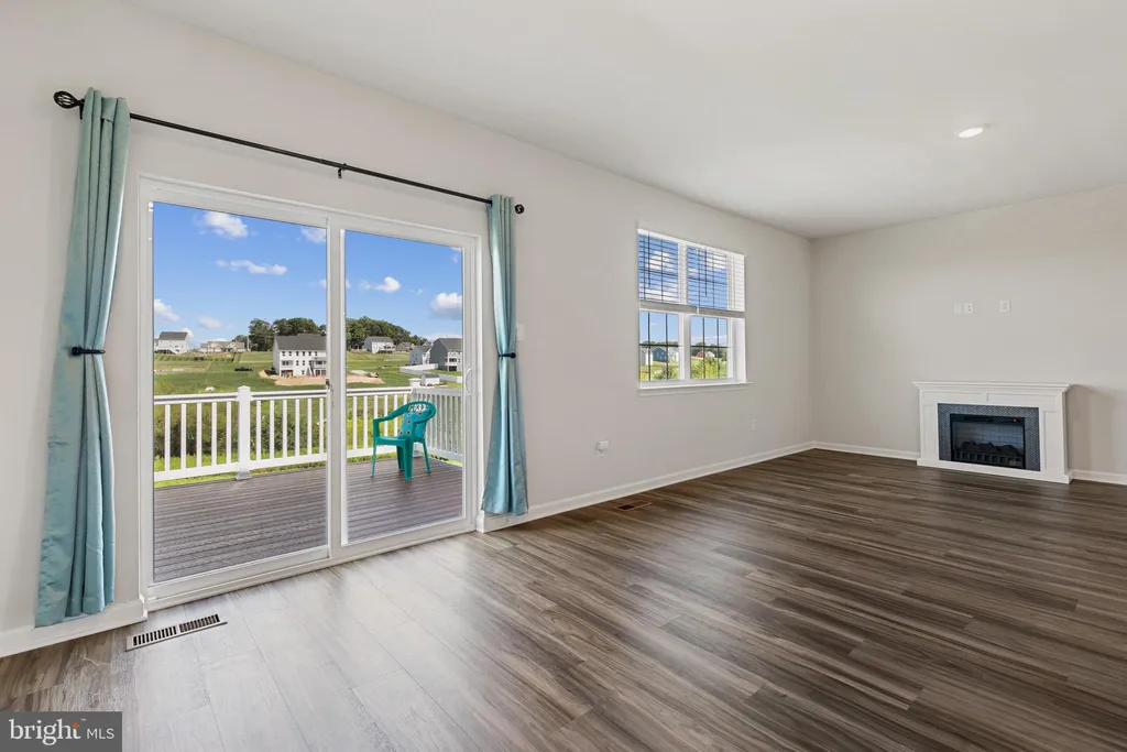 Additional image 7 of 155 Knobby Hook Dr, Hanover, PA 17331