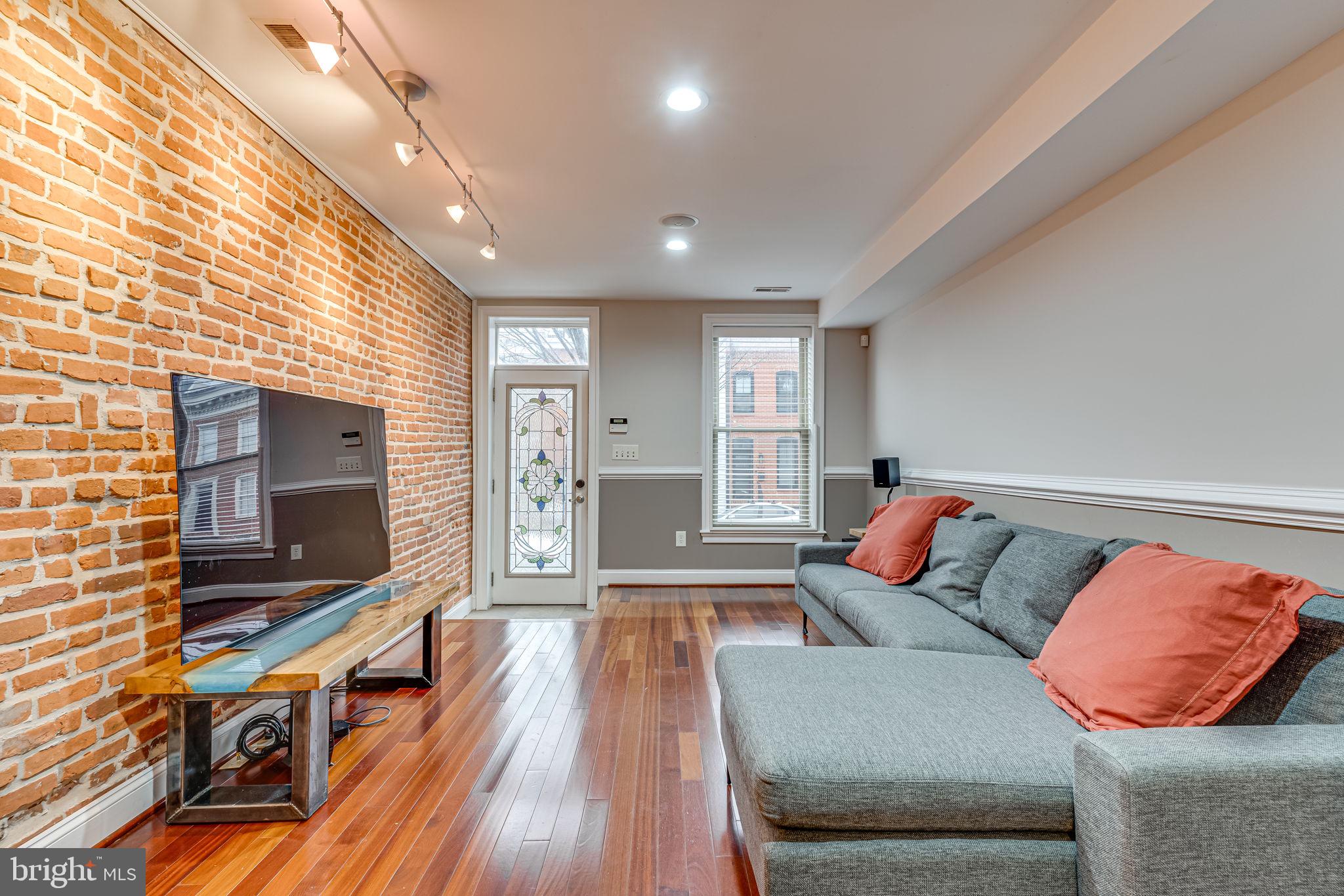 FEDERAL HILL HISTORIC DISTRICT - Residential