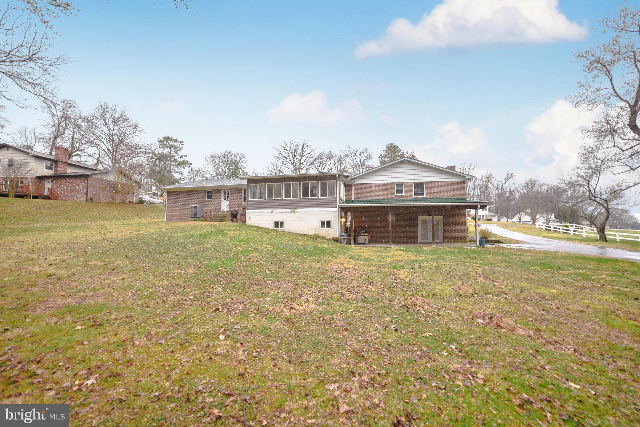 ESPERANZA FARMS - Residential