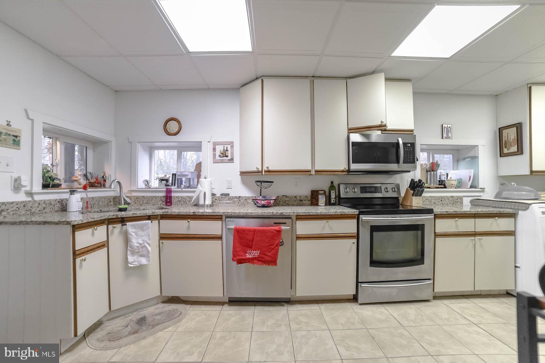 ESPERANZA FARMS - Residential