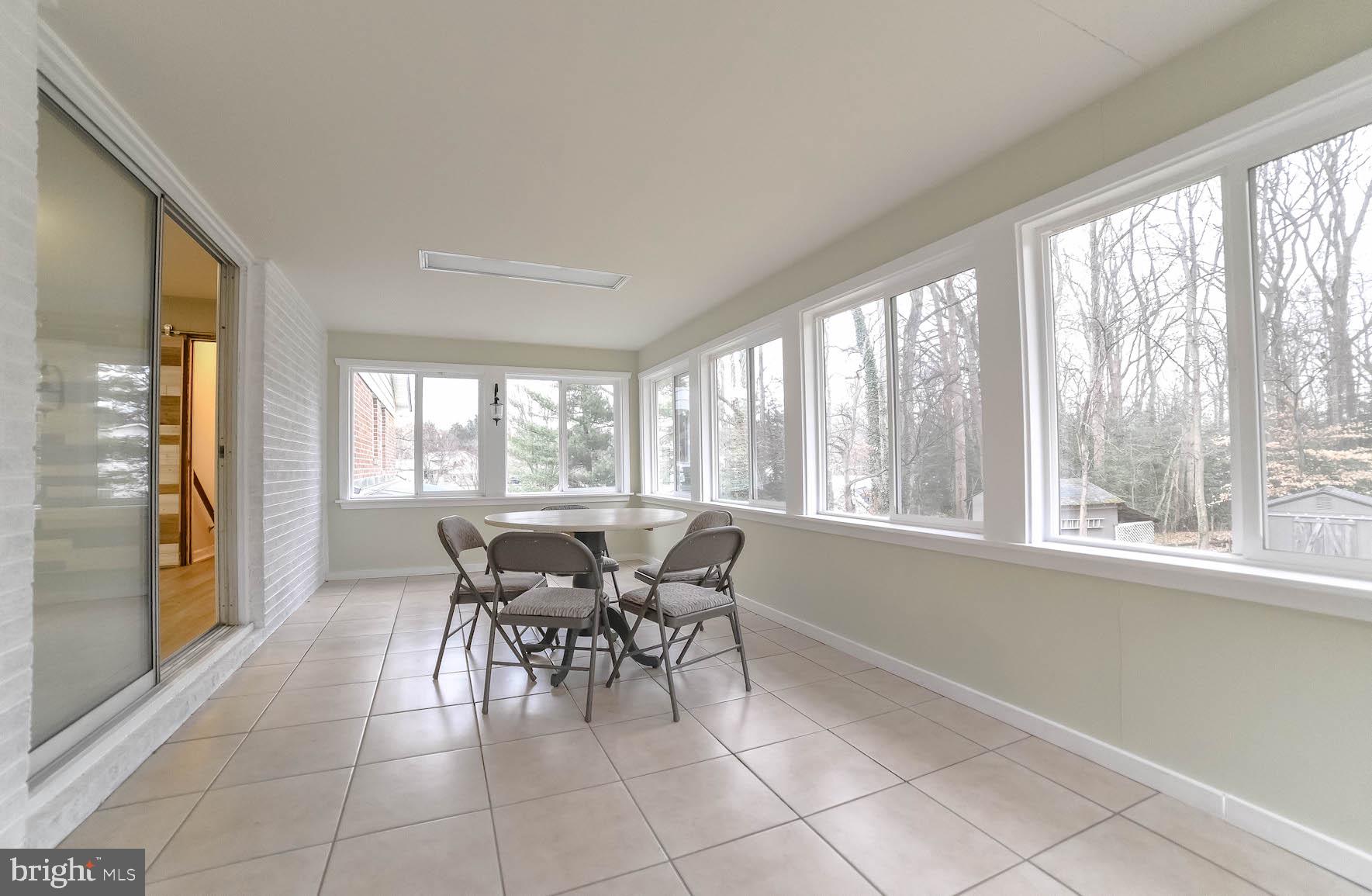 ESPERANZA FARMS - Residential