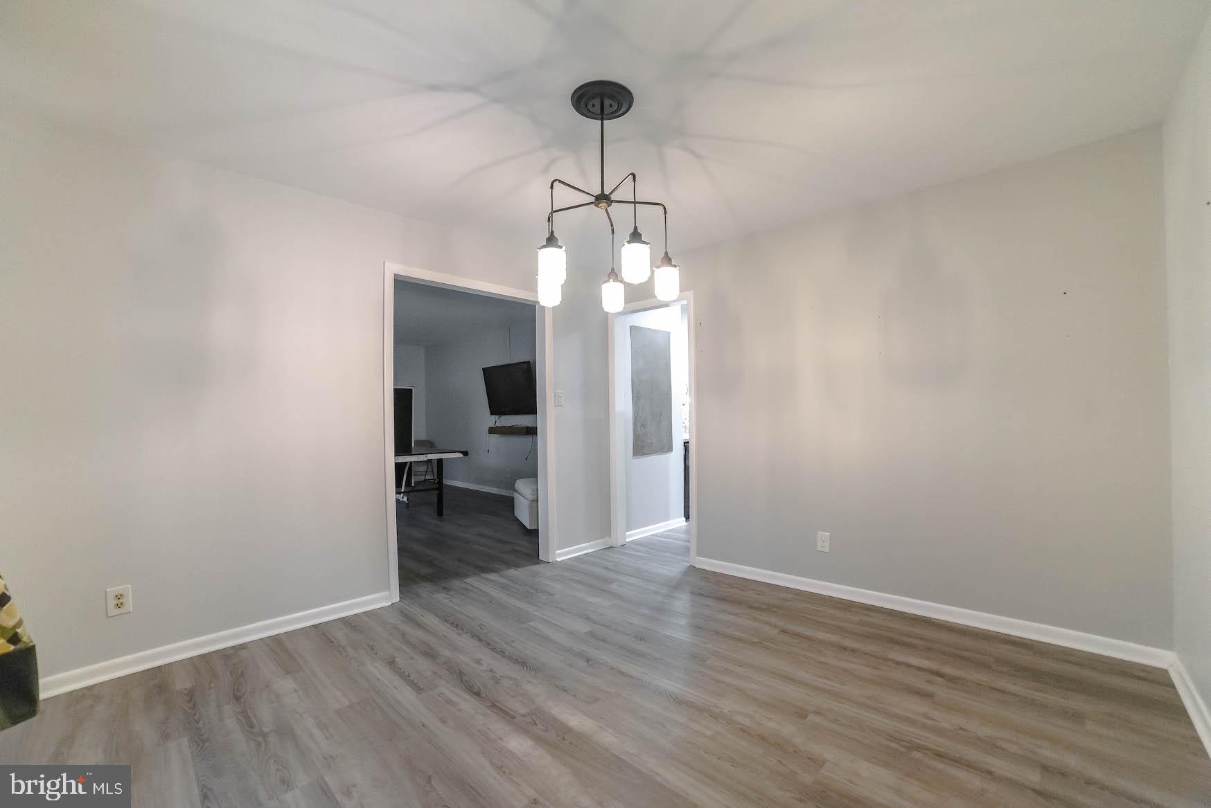 ESPERANZA FARMS - Residential