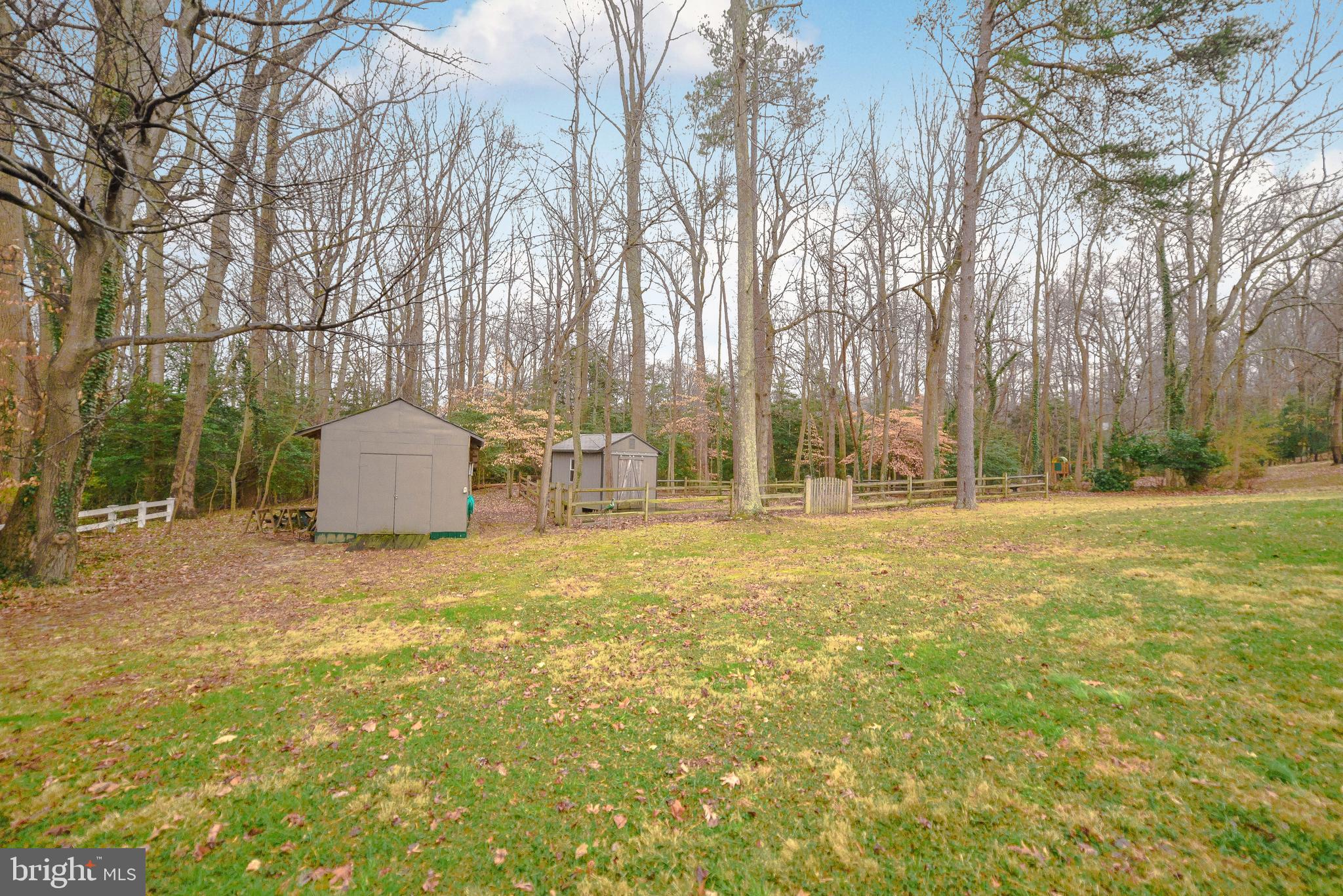 ESPERANZA FARMS - Residential