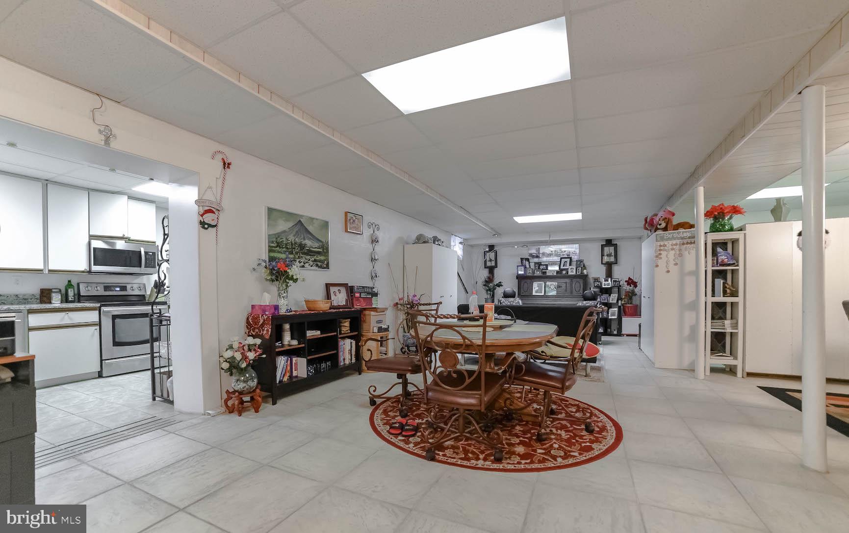 ESPERANZA FARMS - Residential