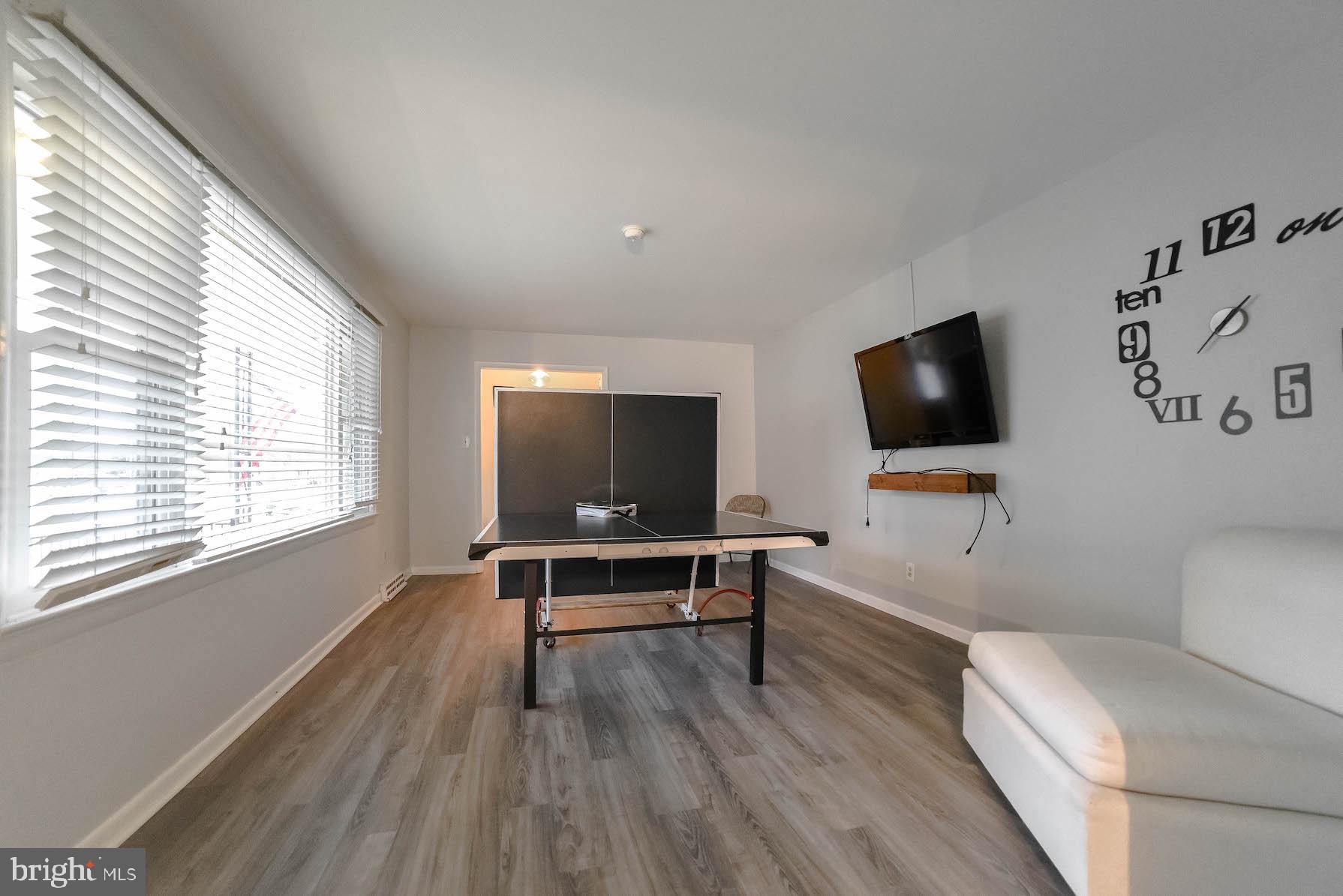 ESPERANZA FARMS - Residential