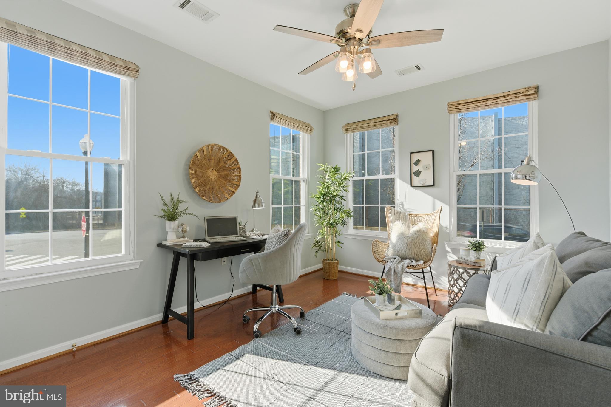 GROVE AT ARLINGTON - Residential