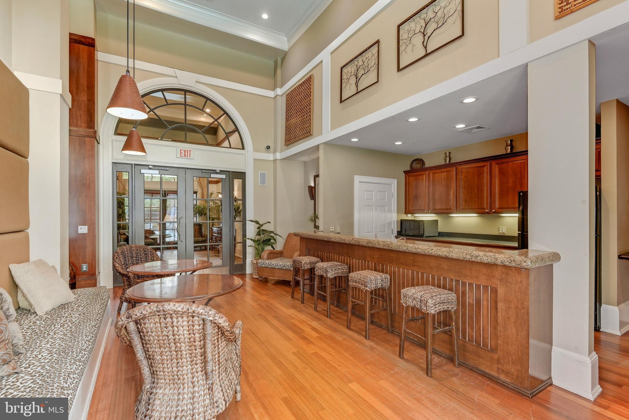 GROVE AT ARLINGTON - Residential