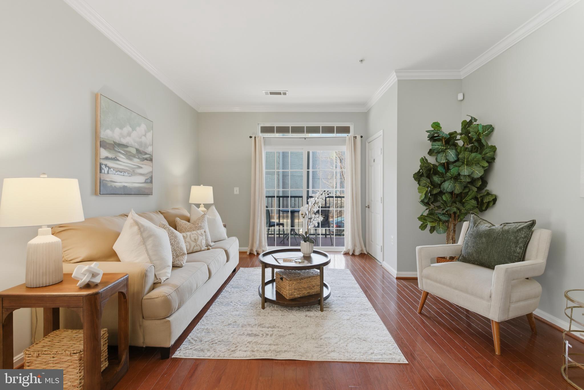 GROVE AT ARLINGTON - Residential