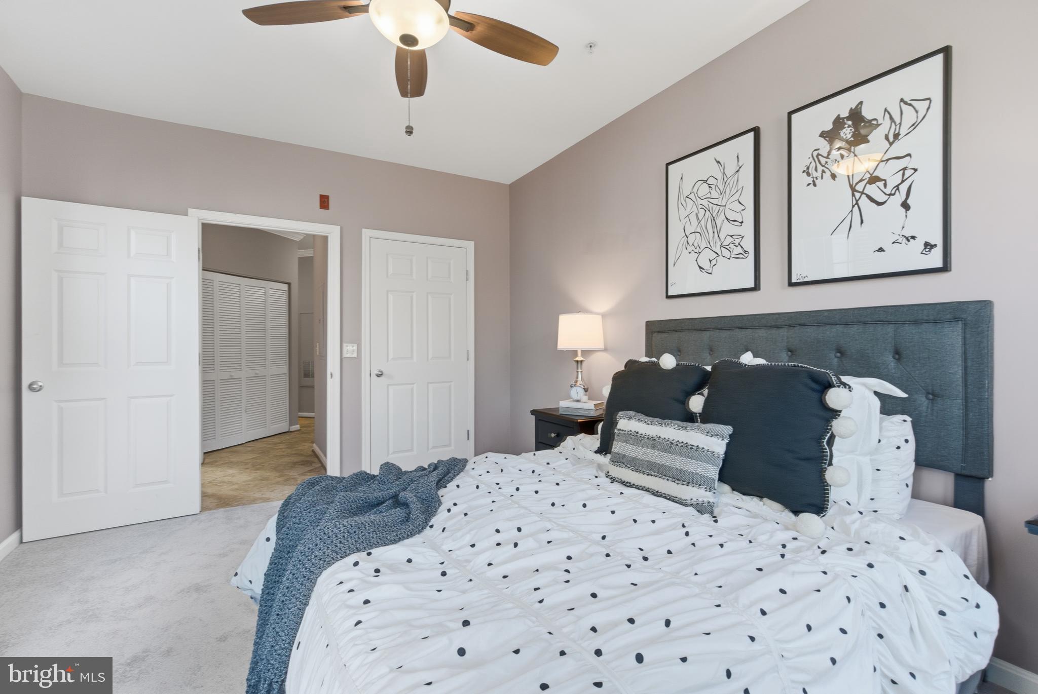 GROVE AT ARLINGTON - Residential