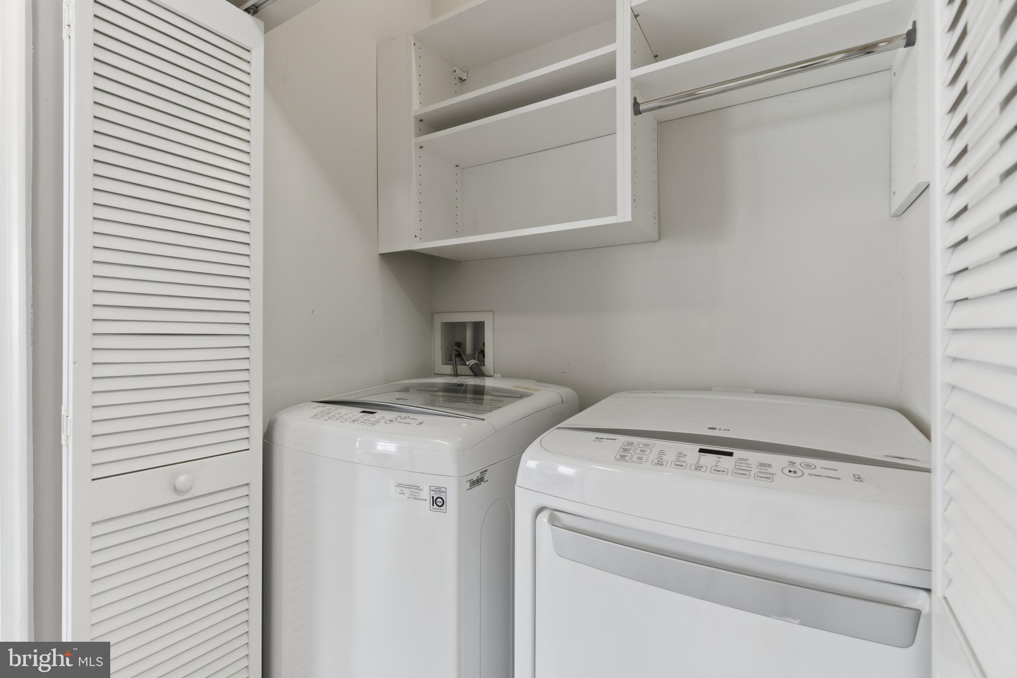 GROVE AT ARLINGTON - Residential