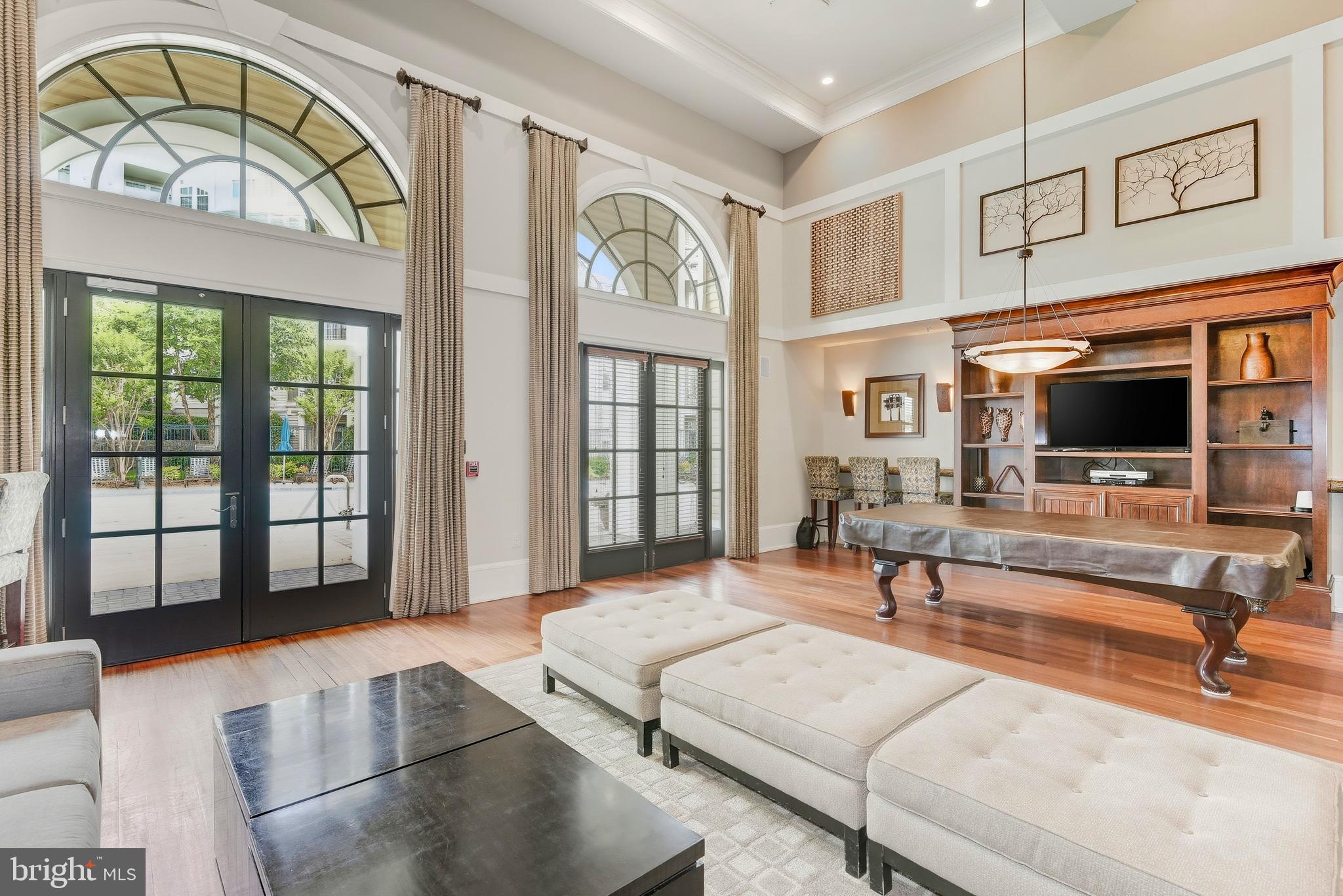 GROVE AT ARLINGTON - Residential