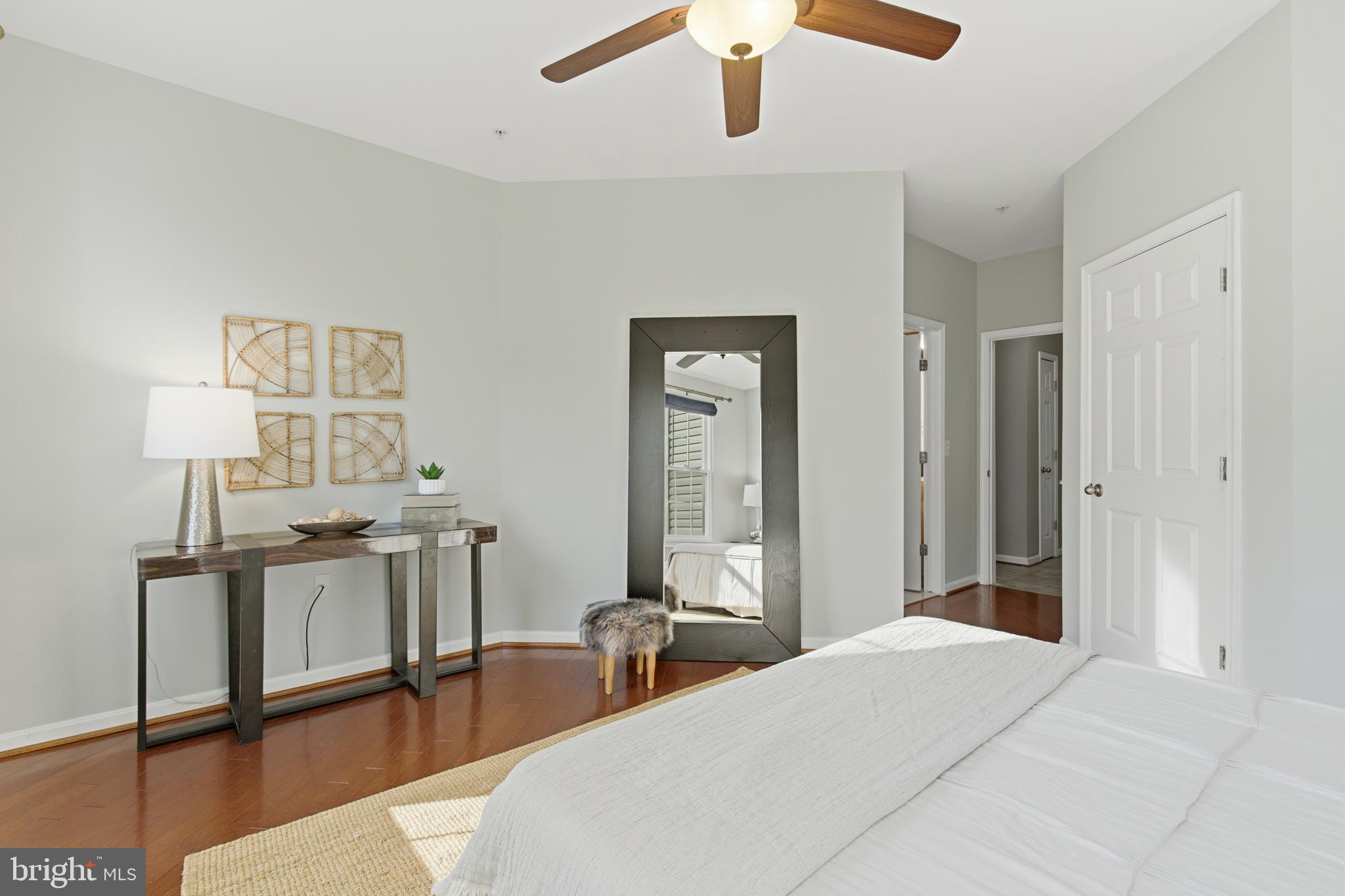 GROVE AT ARLINGTON - Residential