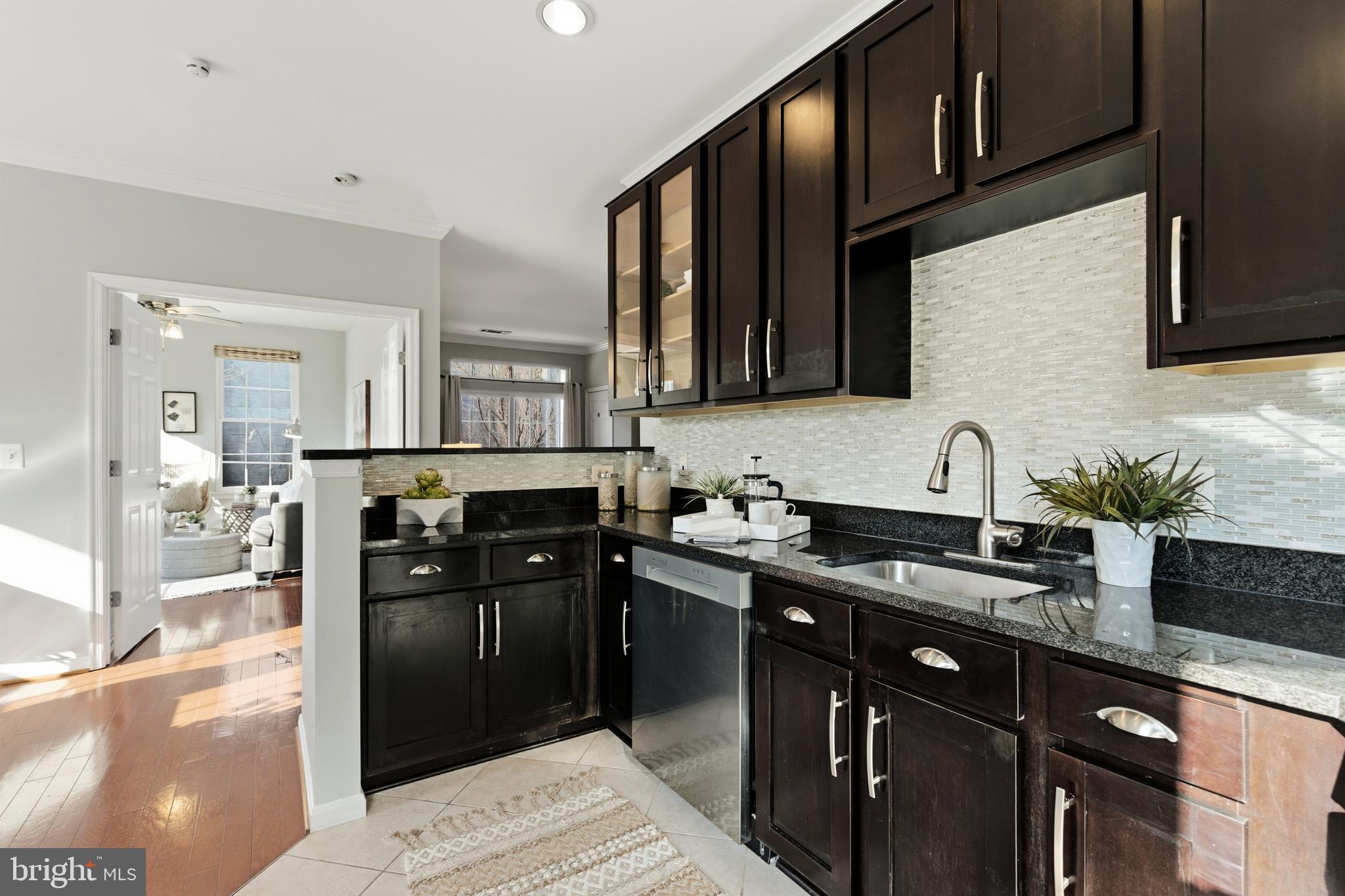 GROVE AT ARLINGTON - Residential