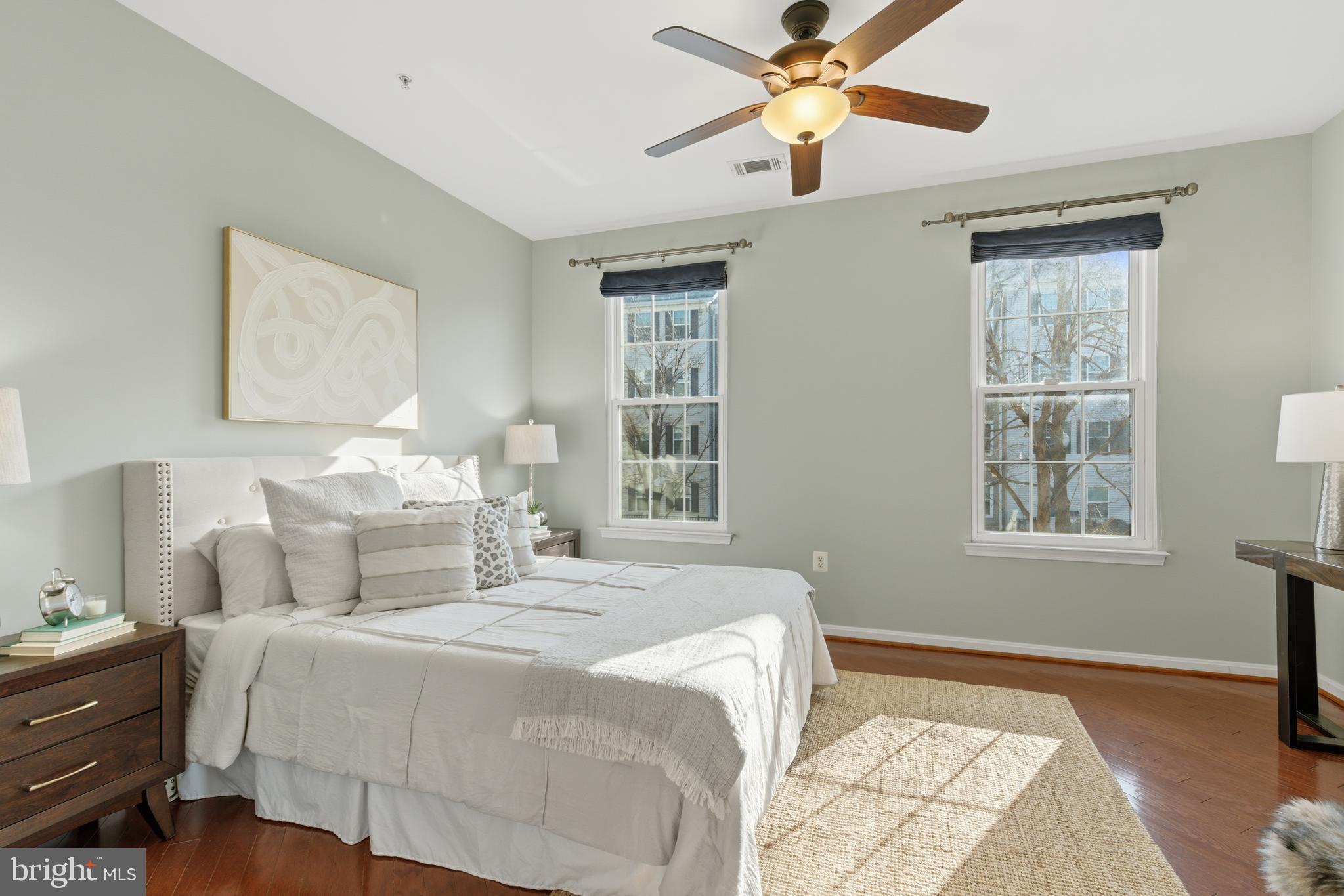 GROVE AT ARLINGTON - Residential