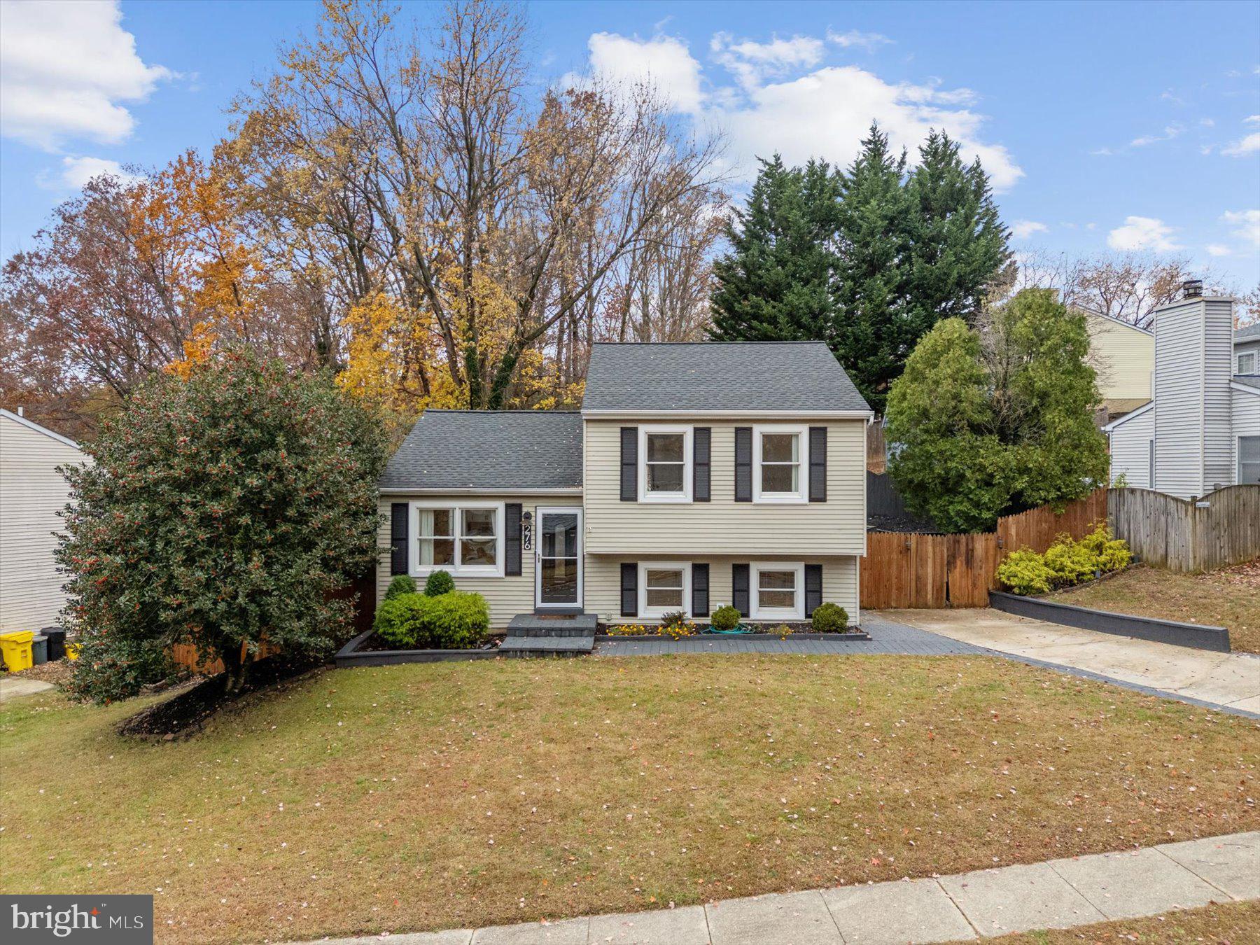 HIDDEN RIDGE - Residential