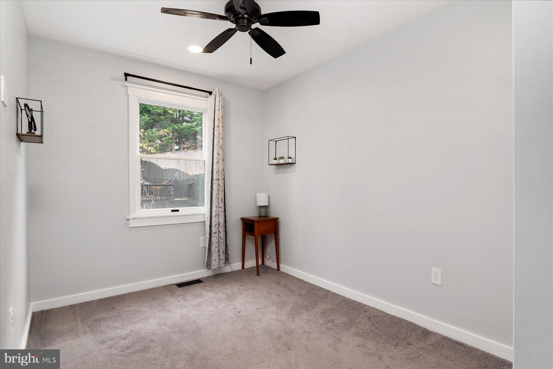 HIDDEN RIDGE - Residential