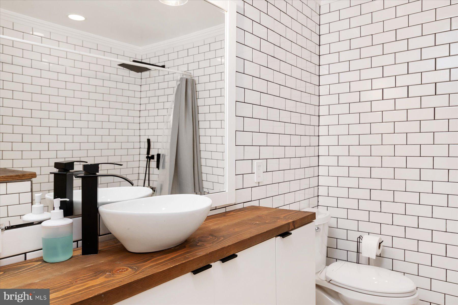 HIDDEN RIDGE - Residential