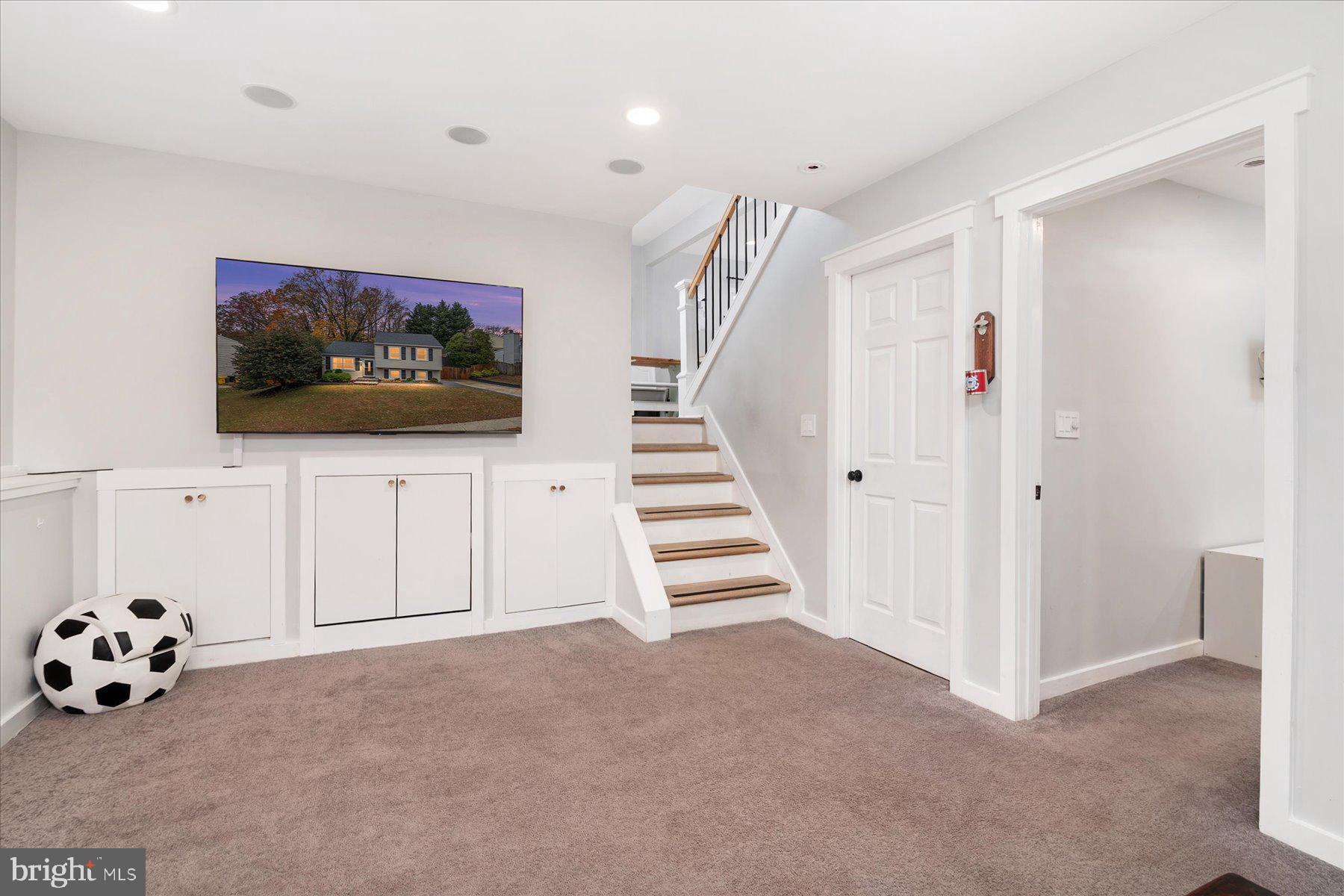 HIDDEN RIDGE - Residential