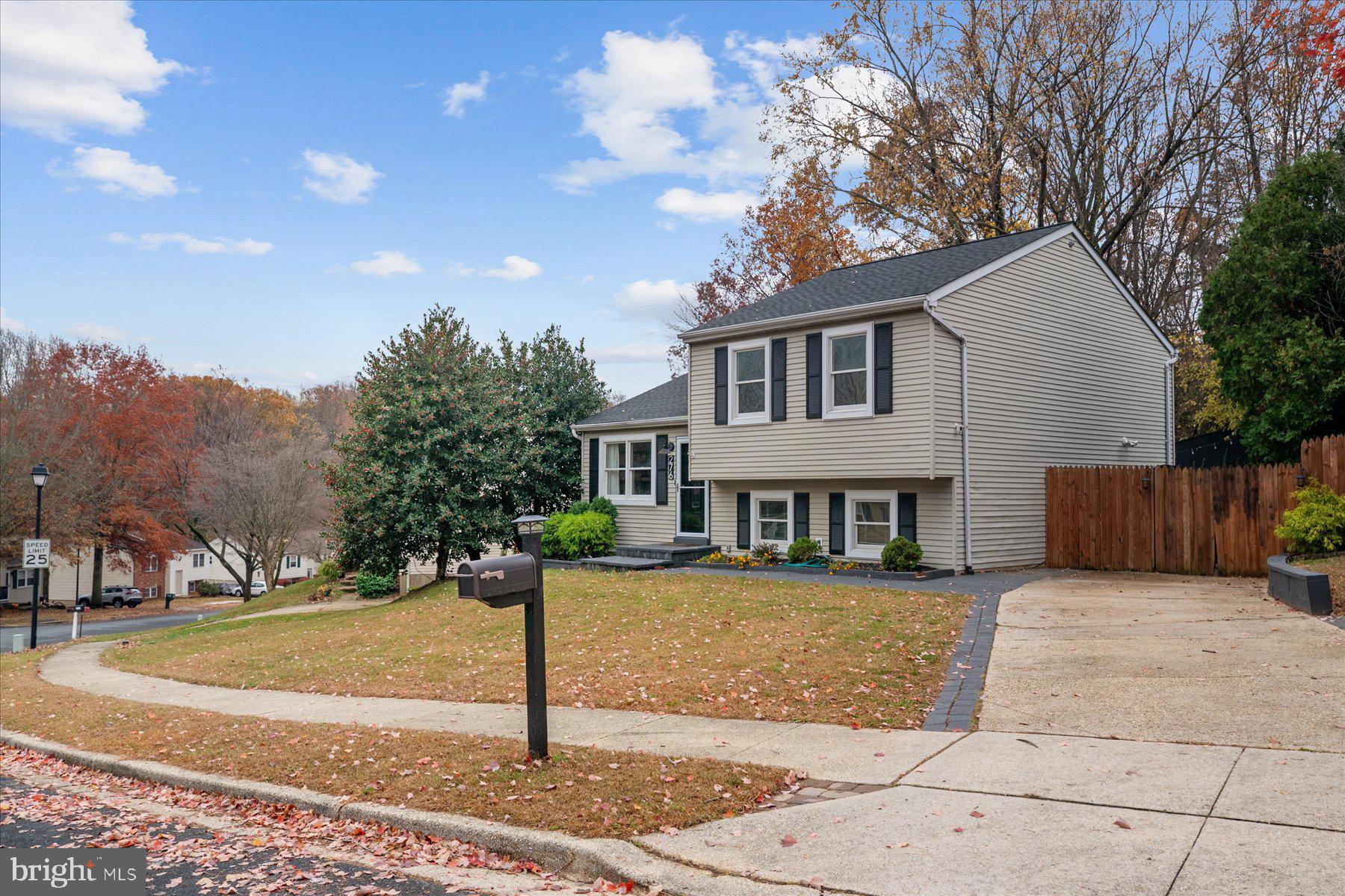 HIDDEN RIDGE - Residential