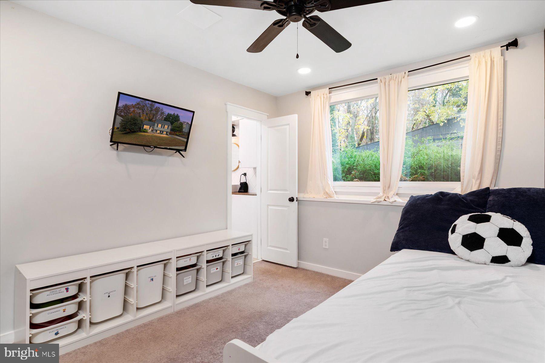 HIDDEN RIDGE - Residential