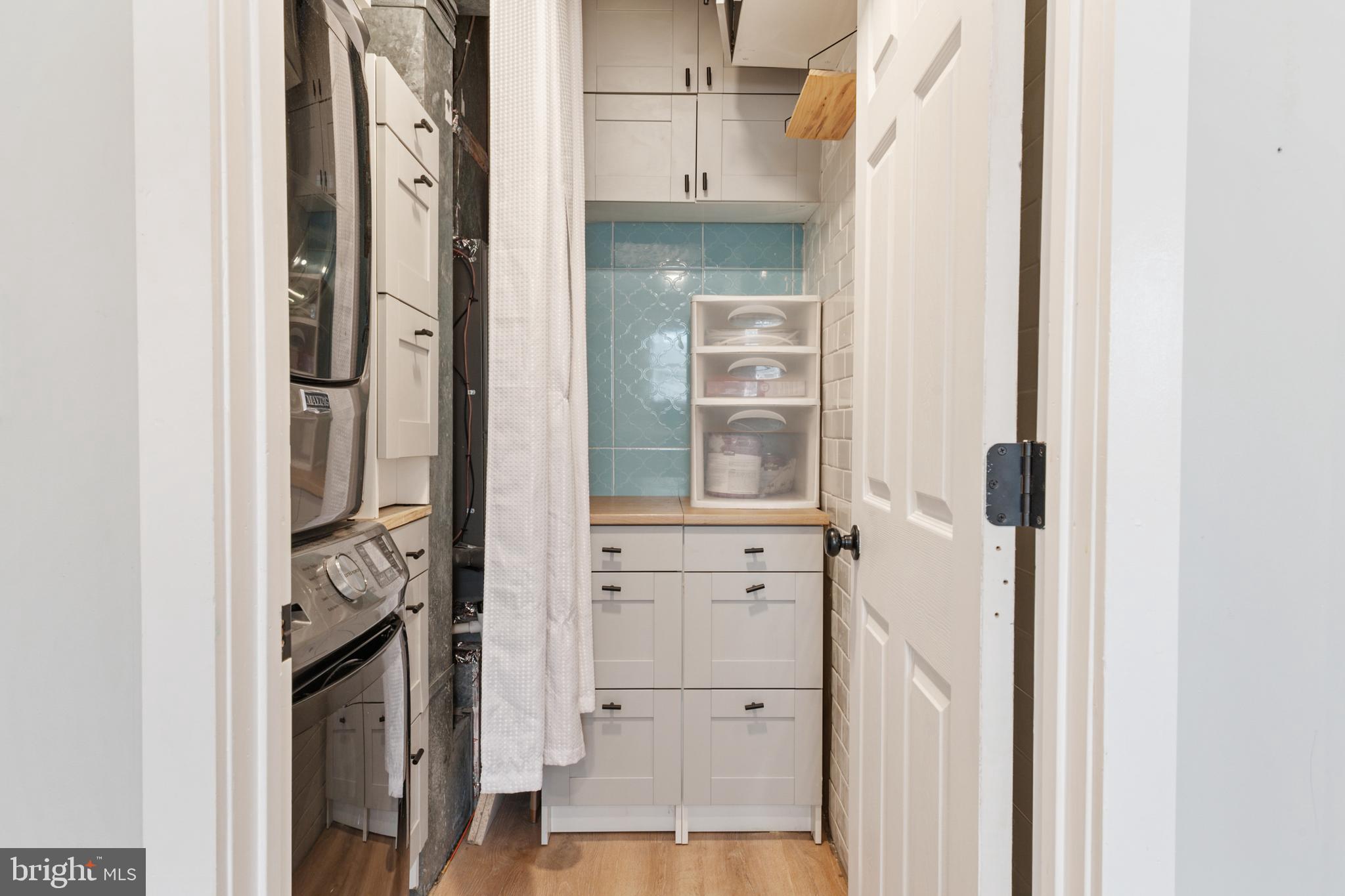 HIDDEN RIDGE - Residential