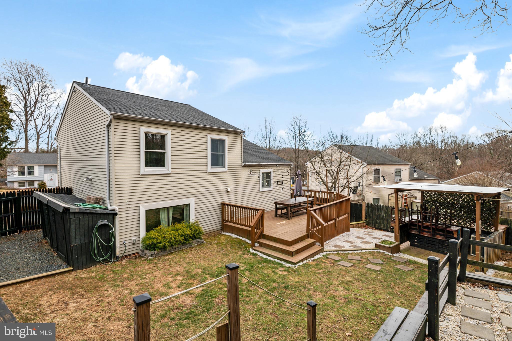 HIDDEN RIDGE - Residential