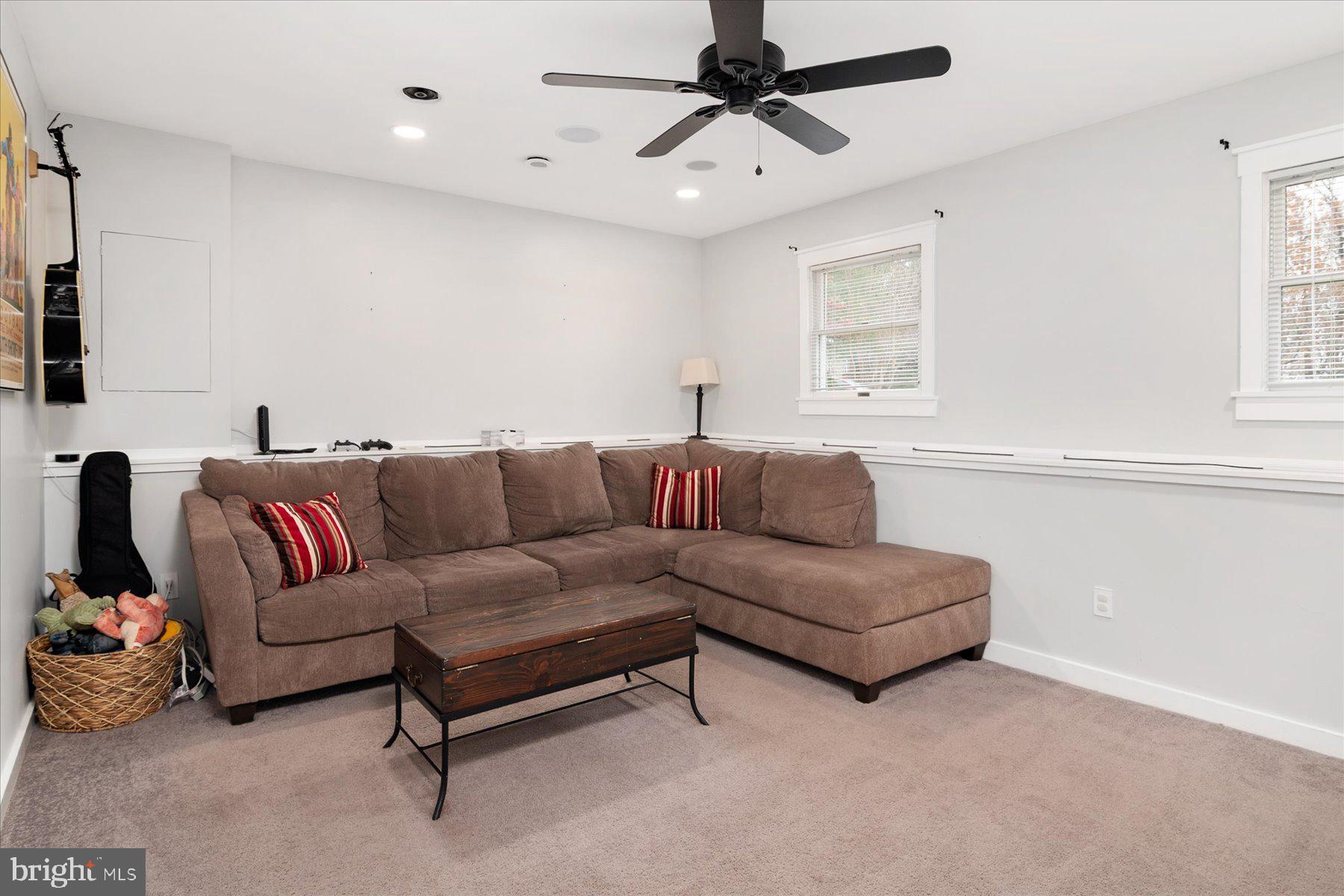 HIDDEN RIDGE - Residential