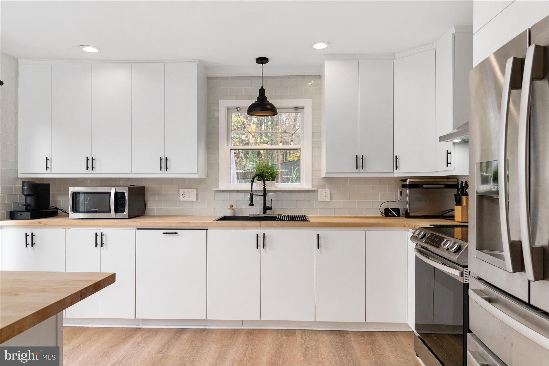 HIDDEN RIDGE - Residential