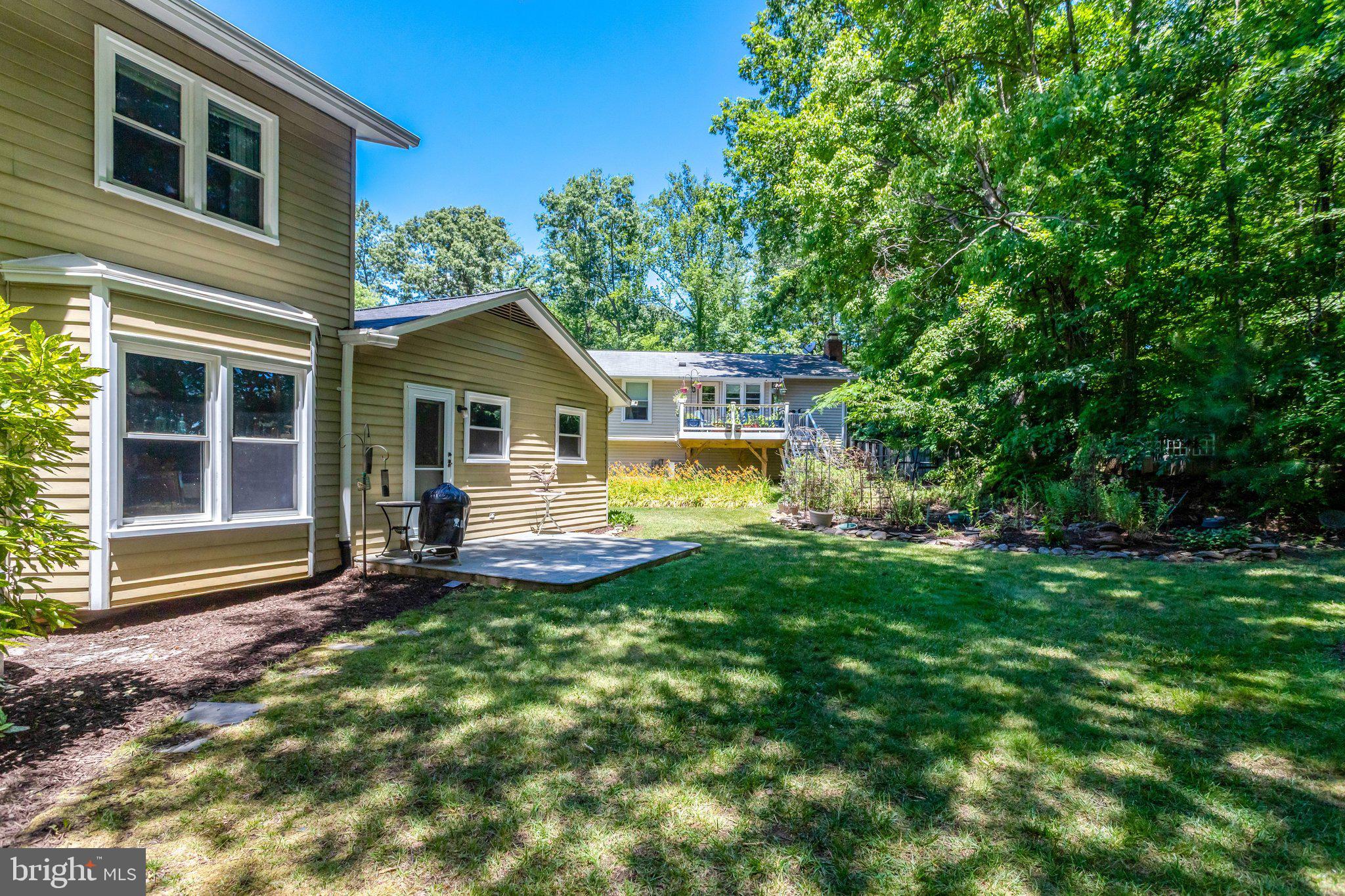 6903 ROCHAMBEAU PLACE