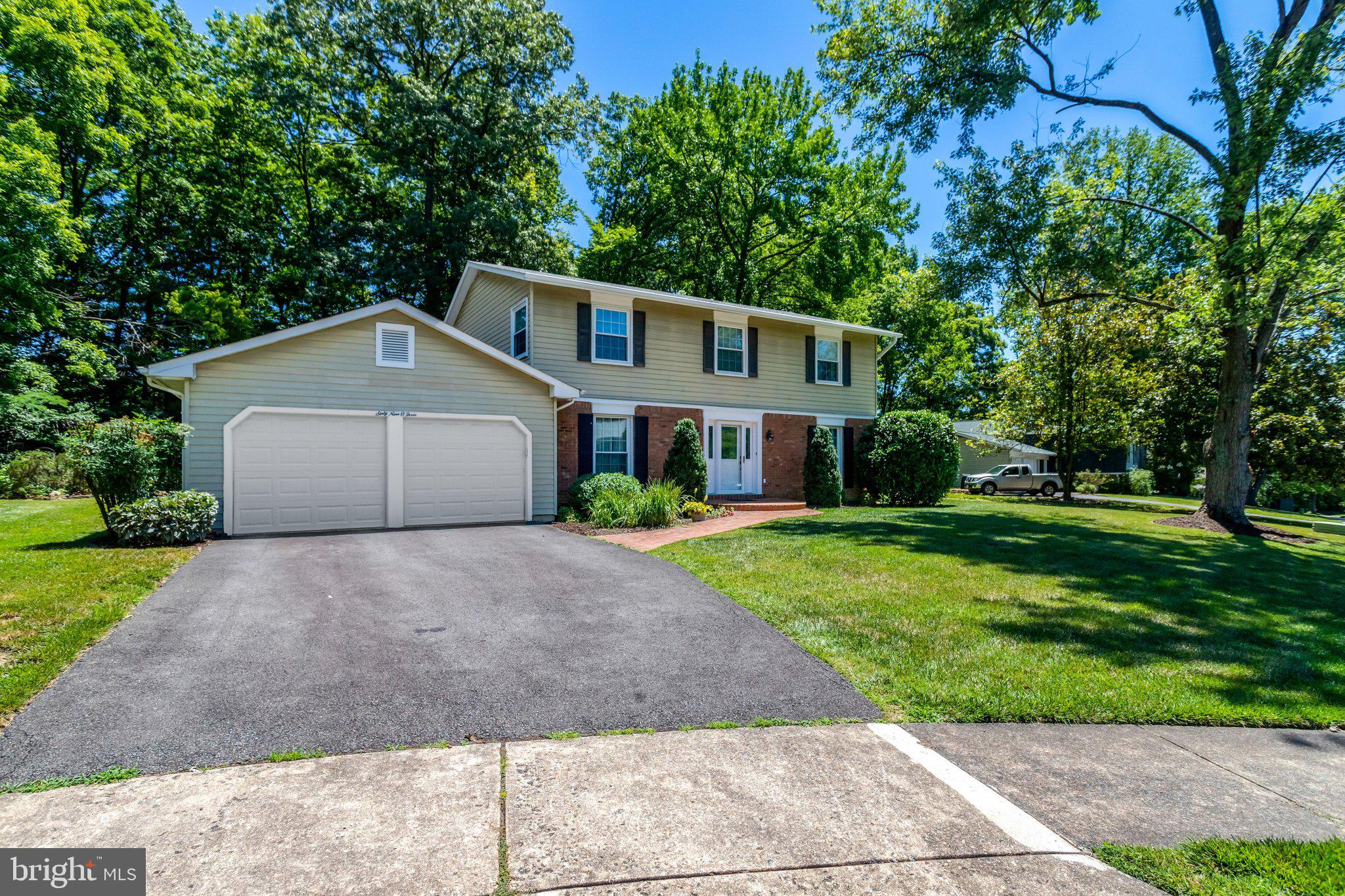 6903 ROCHAMBEAU PLACE