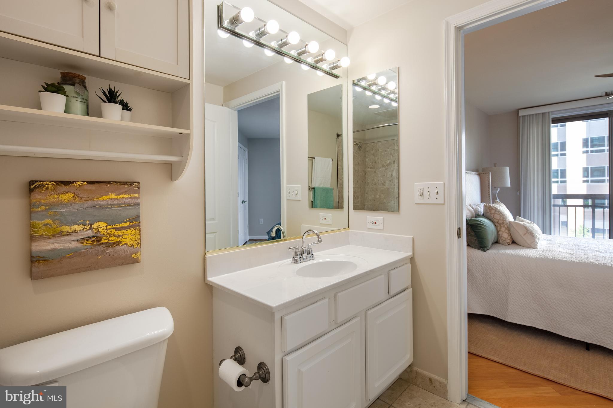 VIRGINIA SQUARE - Residential Lease